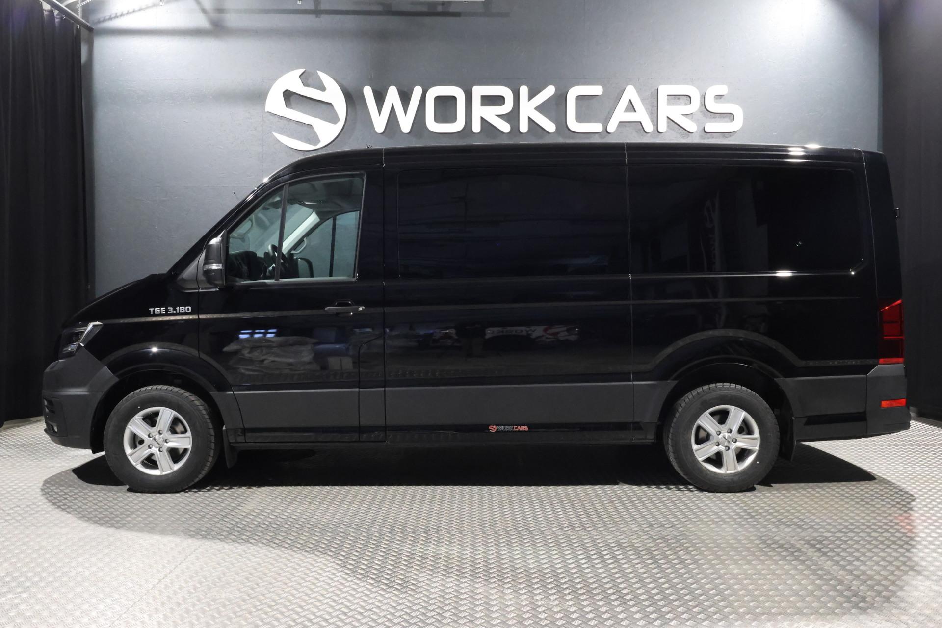 VOLKSWAGEN Crafter 8
