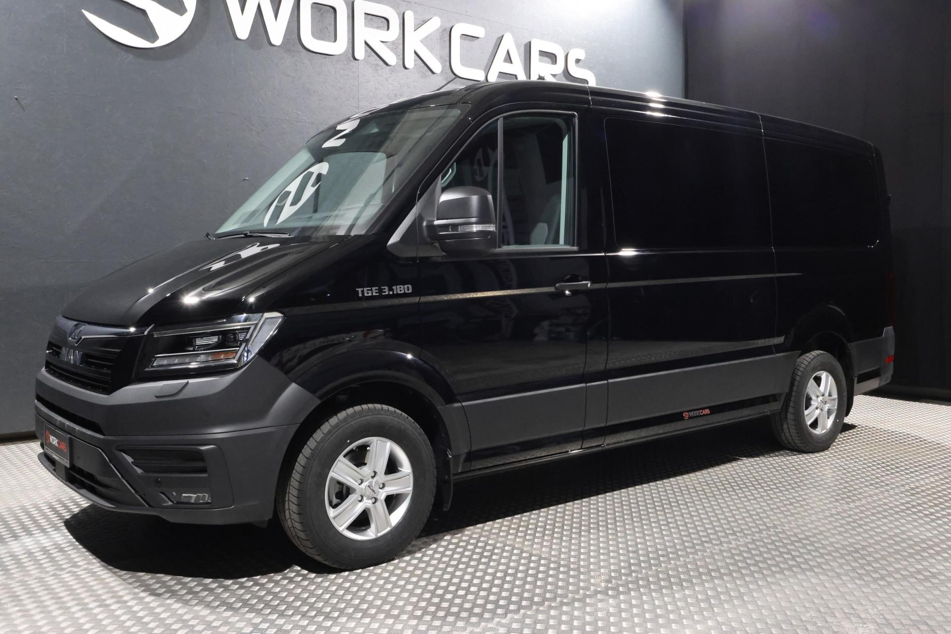 VOLKSWAGEN Crafter 9