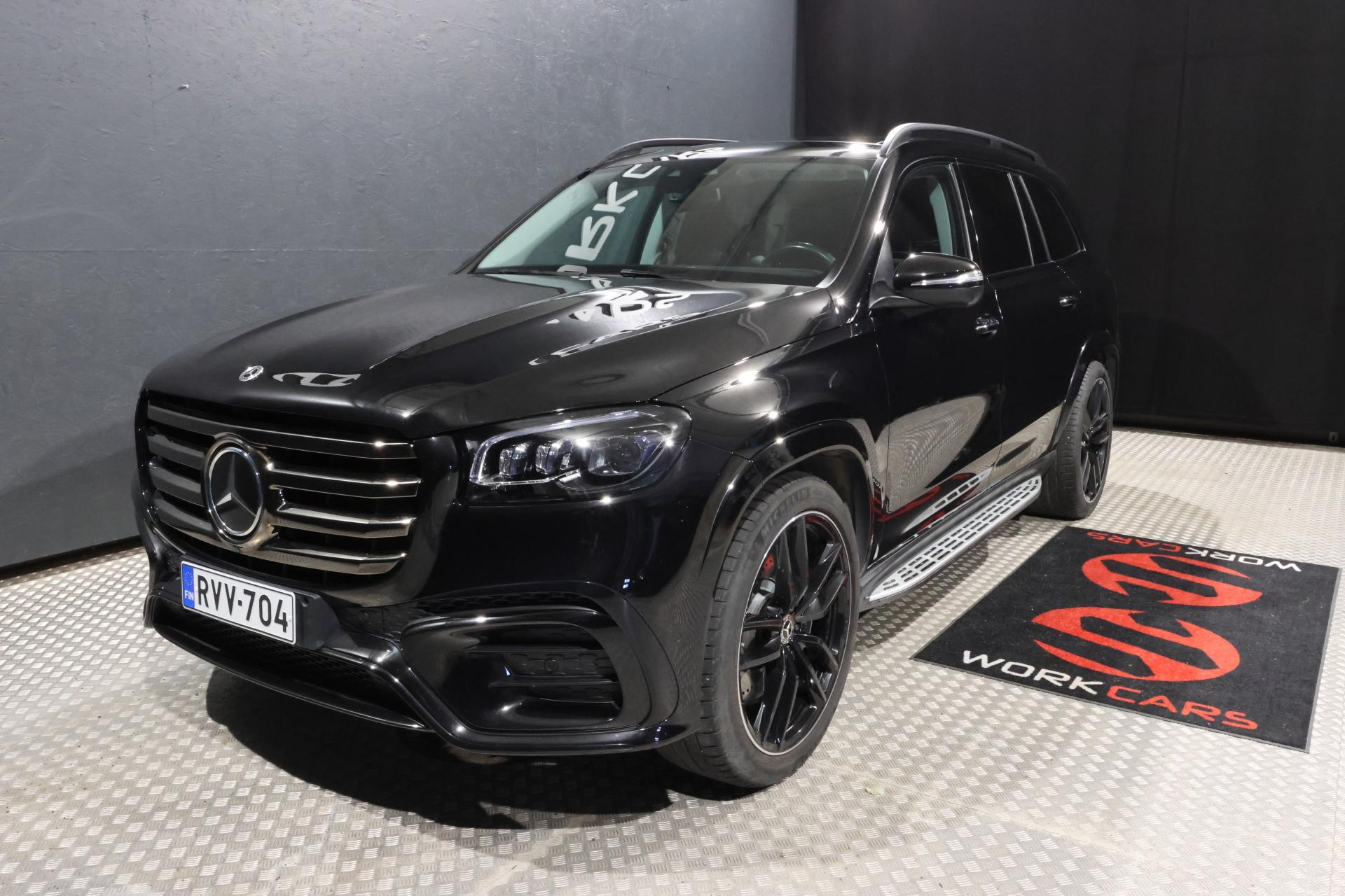 MERCEDES-BENZ GLS 10