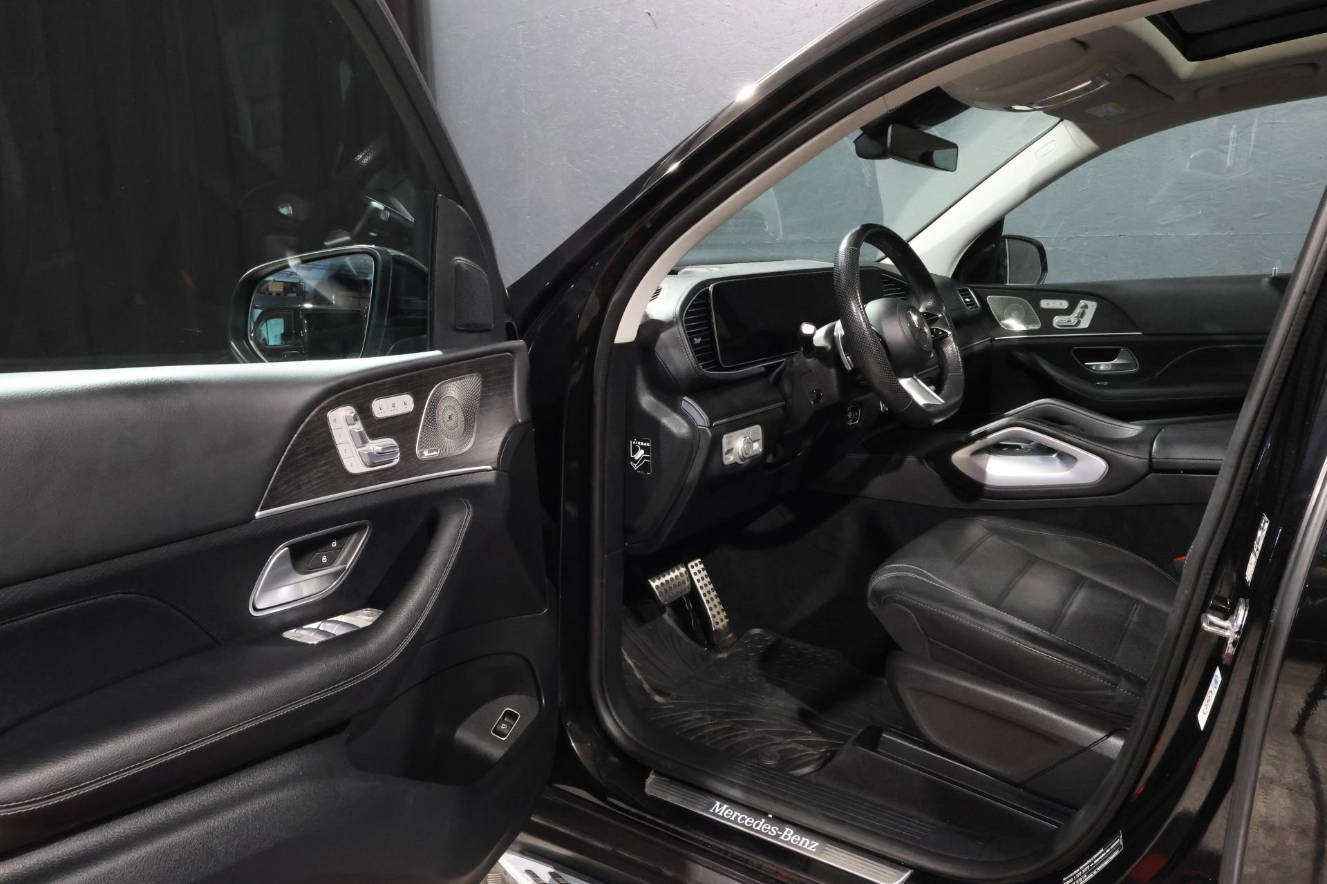 MERCEDES-BENZ GLS 12