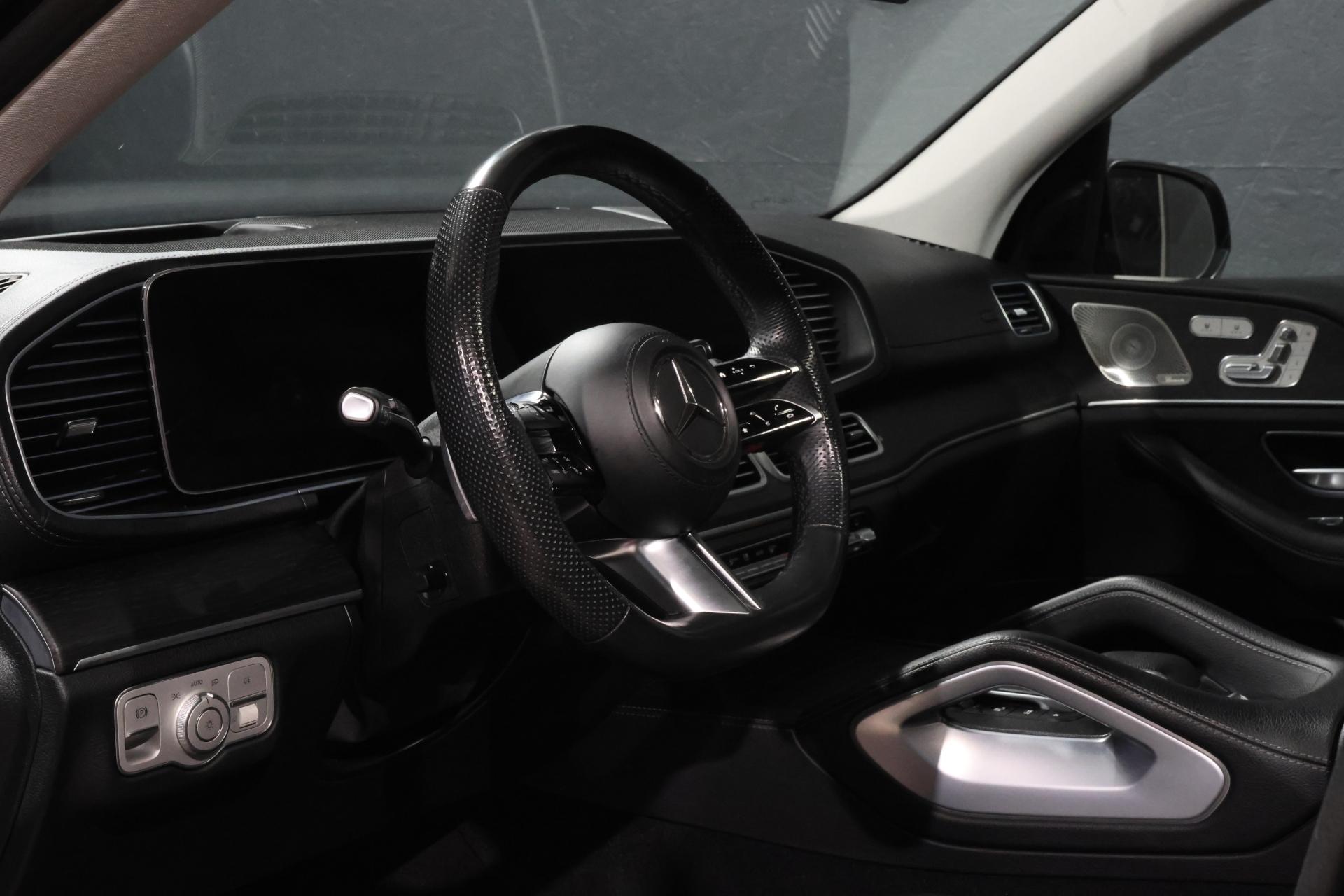 MERCEDES-BENZ GLS 13