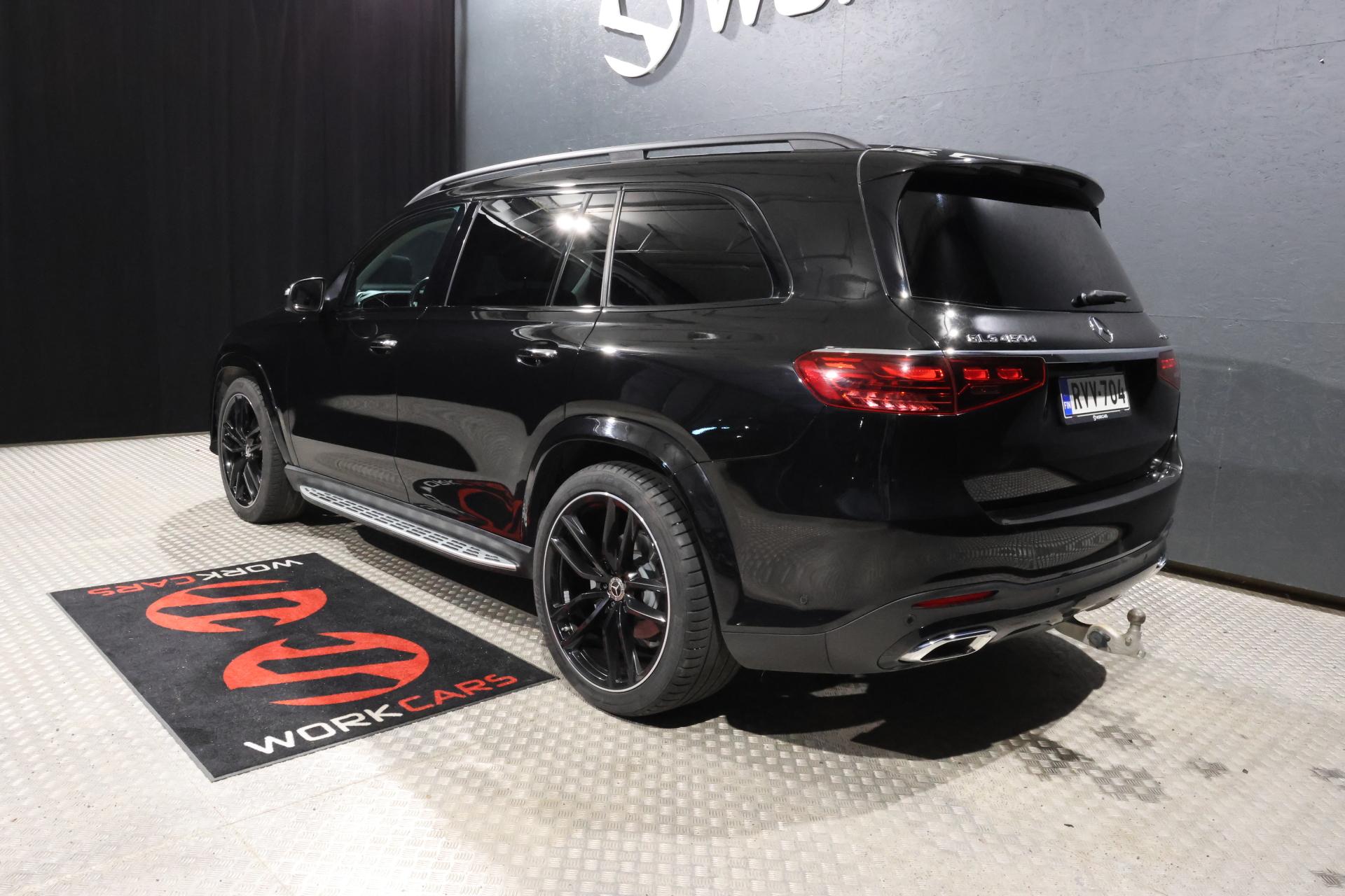MERCEDES-BENZ GLS 7