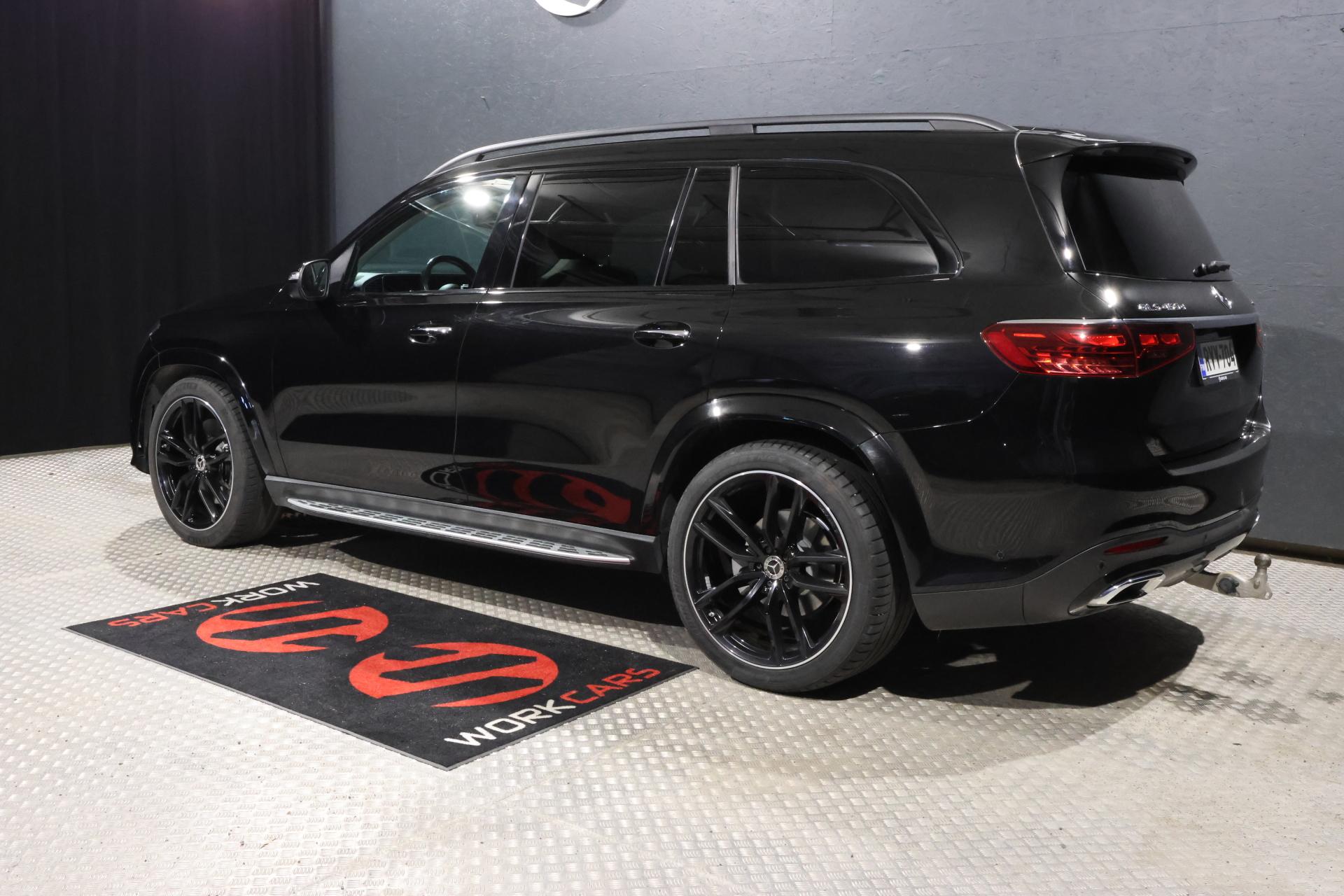MERCEDES-BENZ GLS 8