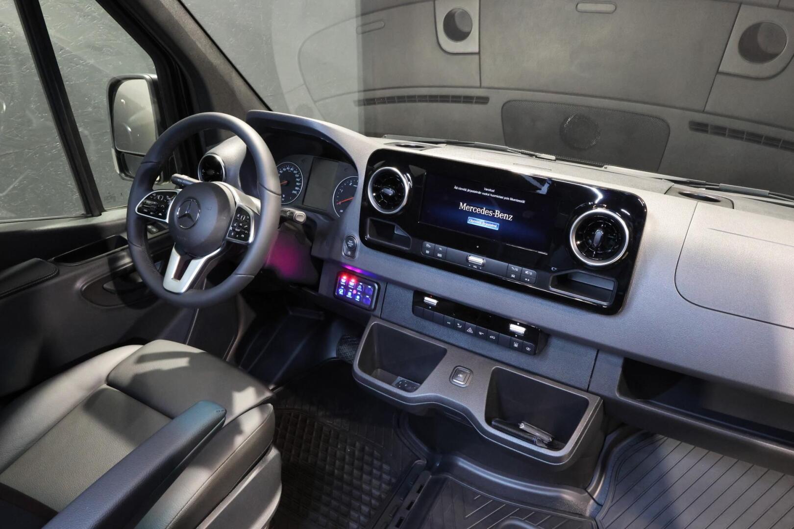 MERCEDES-BENZ Sprinter 8