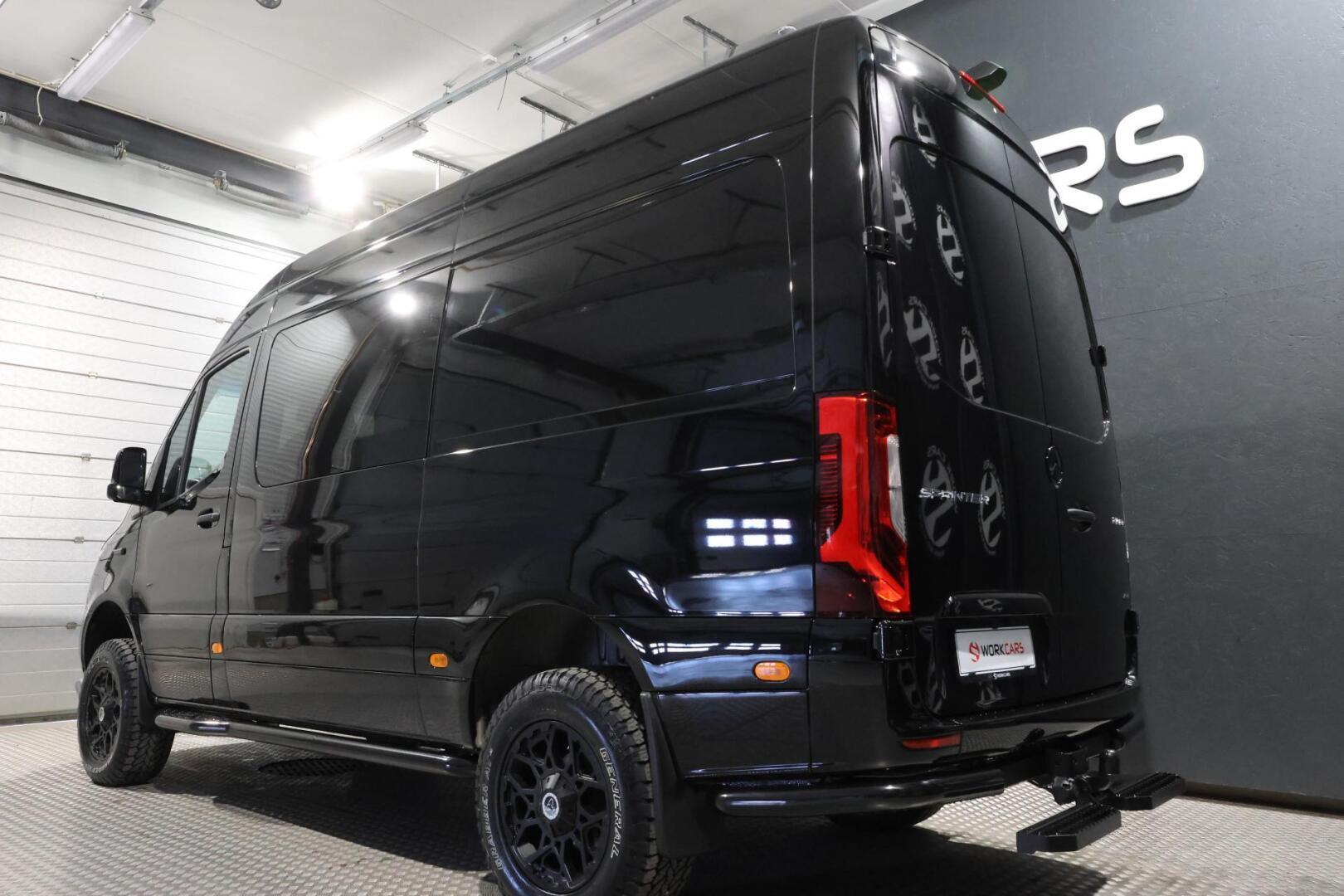MERCEDES-BENZ Sprinter 4