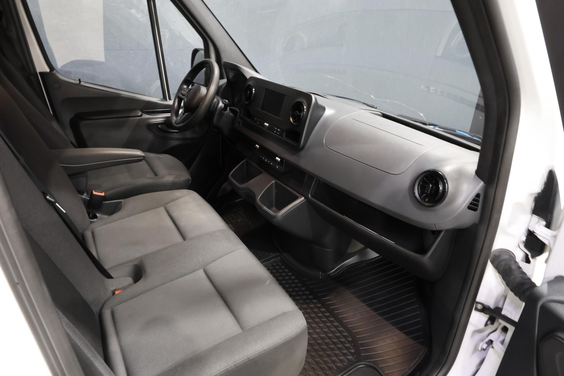 MERCEDES-BENZ Sprinter 13