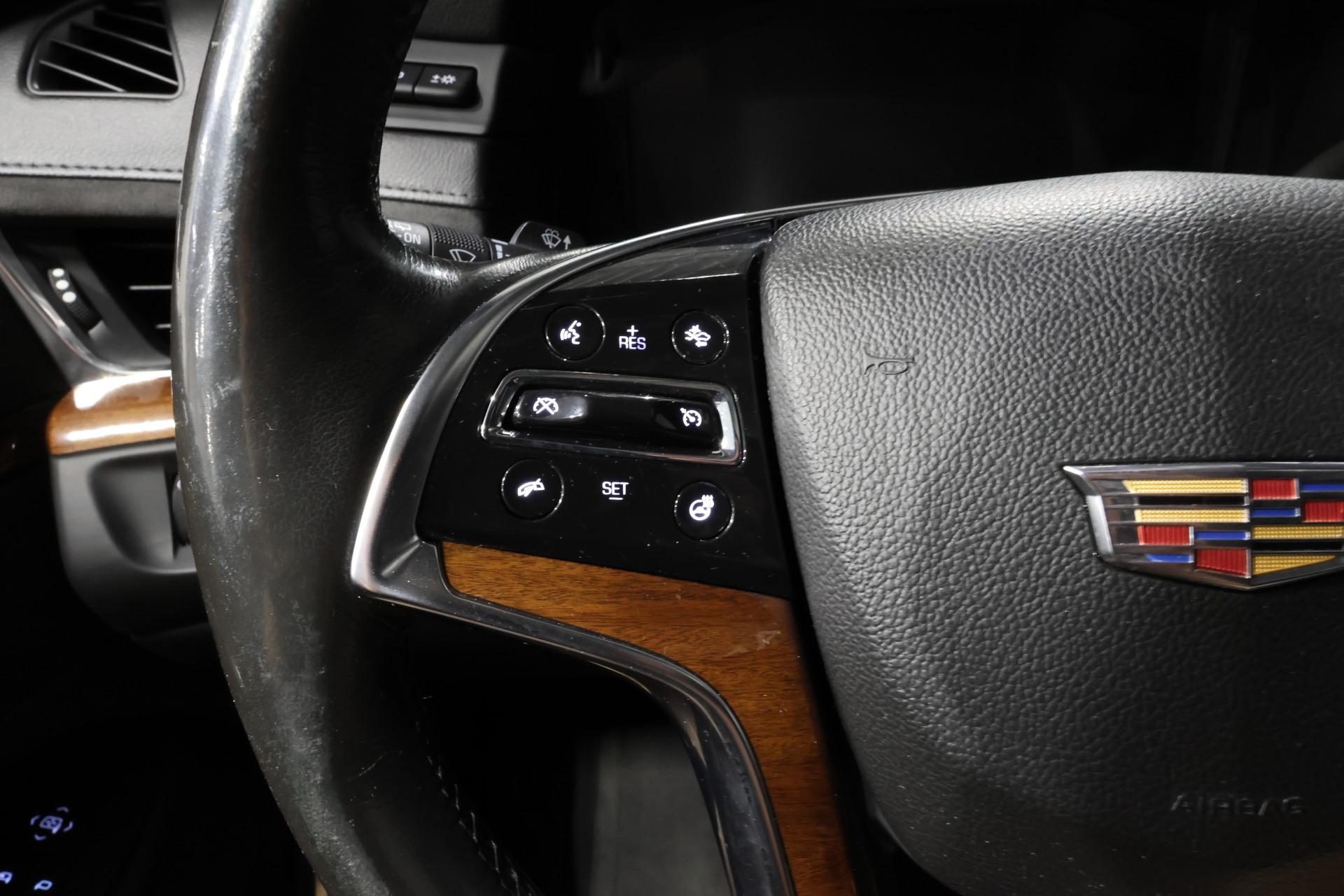 CADILLAC Escalade 11