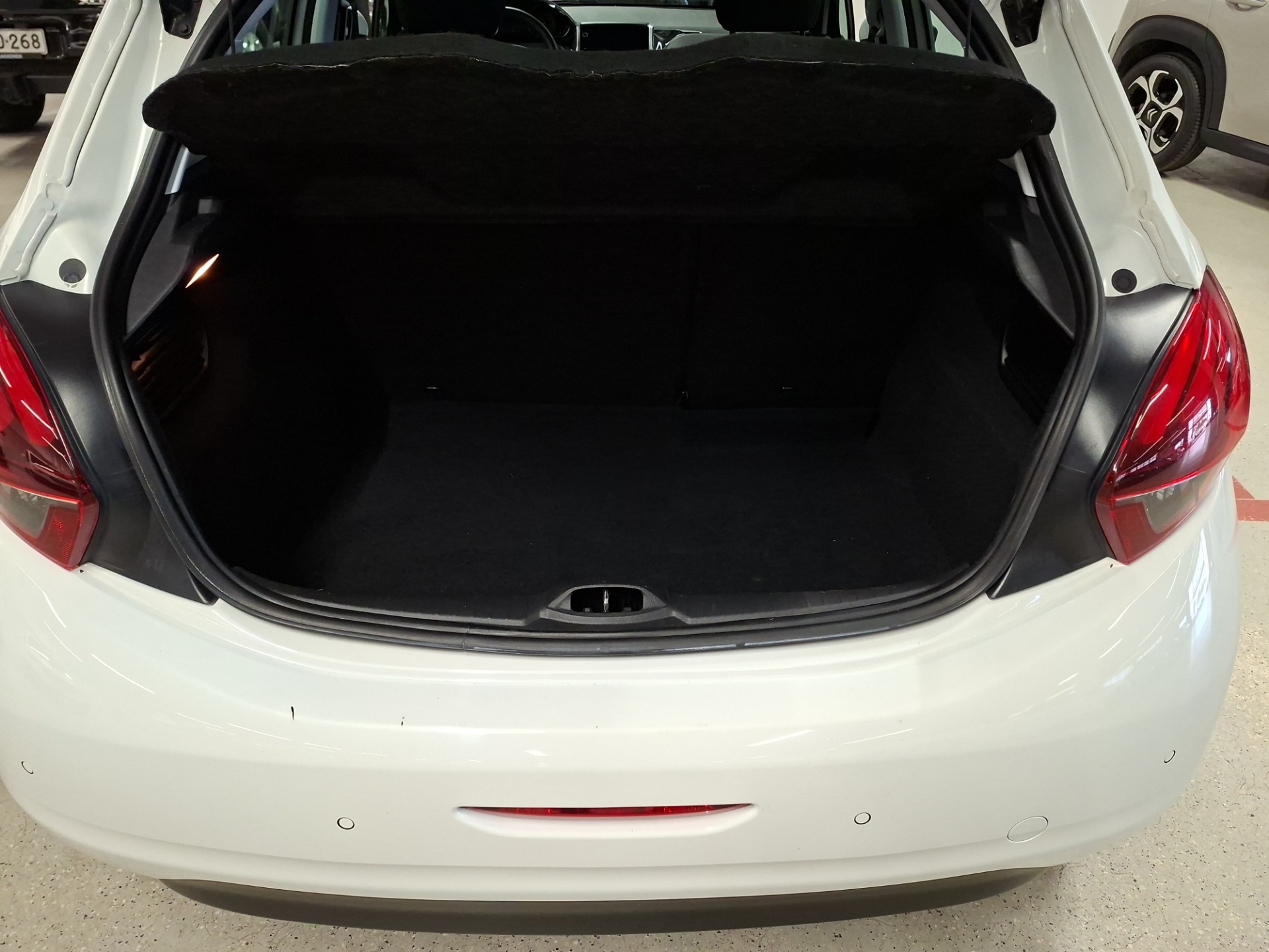 PEUGEOT 208 2019