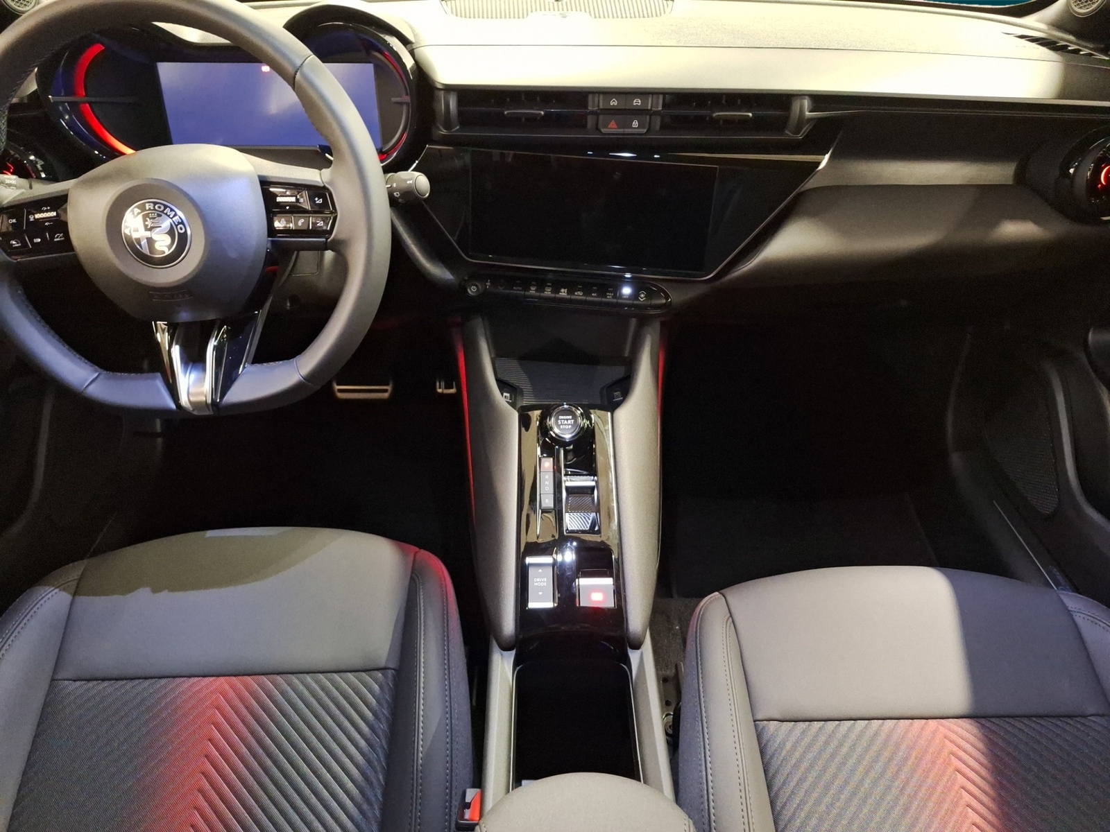 Alfa Romeo Junior 2025