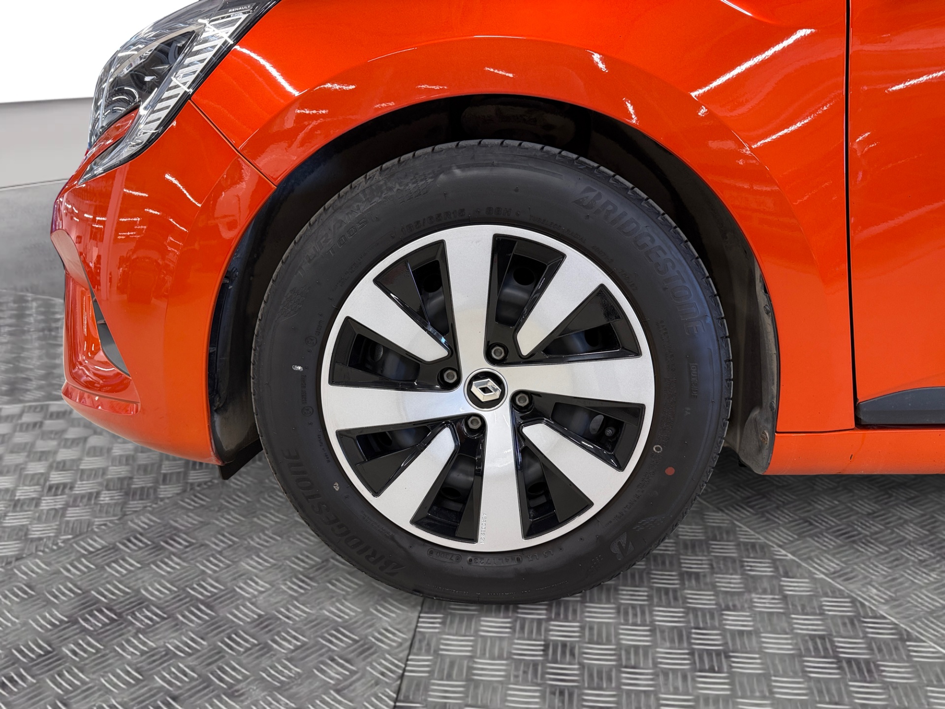 RENAULT Clio 2023