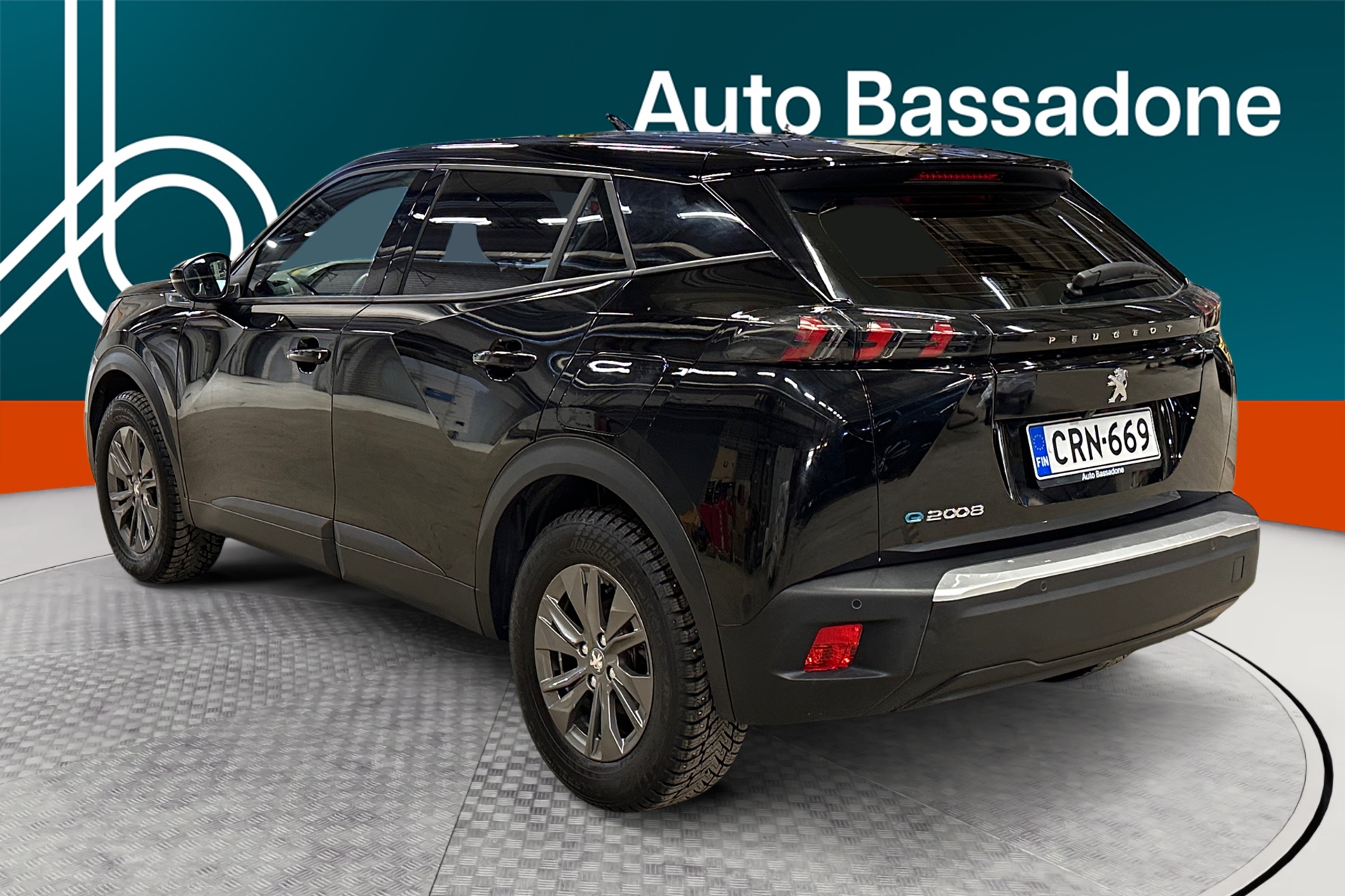 PEUGEOT e-2008 2023