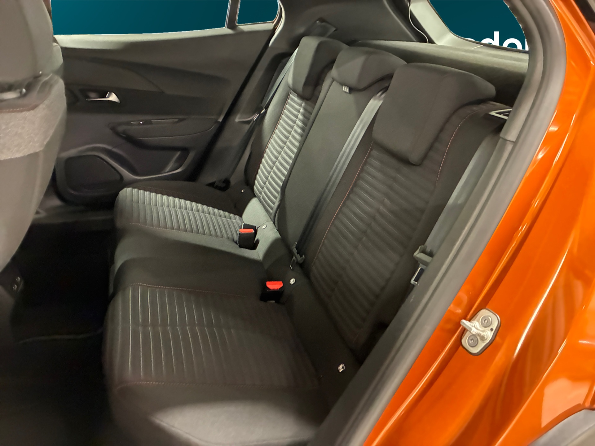 Peugeot e-2008 2023
