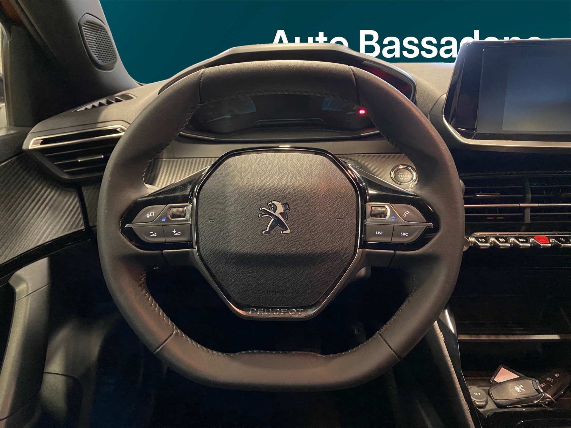 Peugeot e-2008 2023