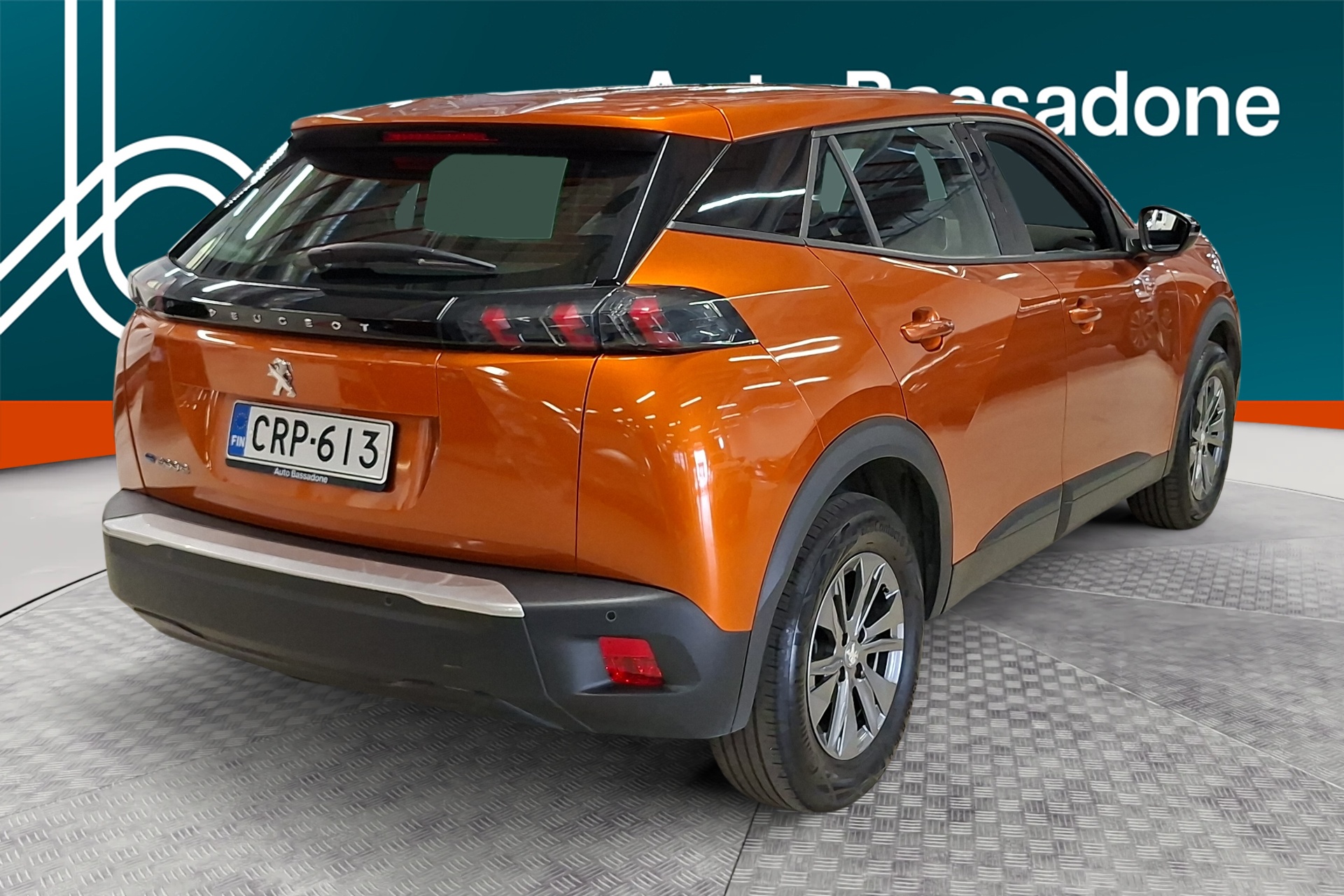 PEUGEOT e-2008 2023