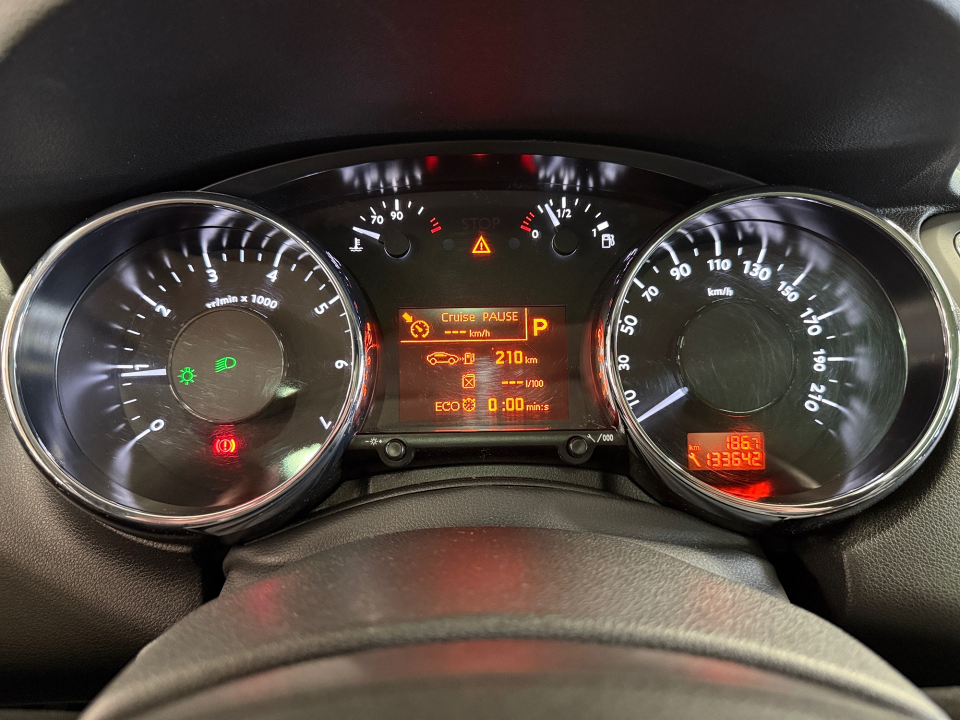 Peugeot 5008 2015
