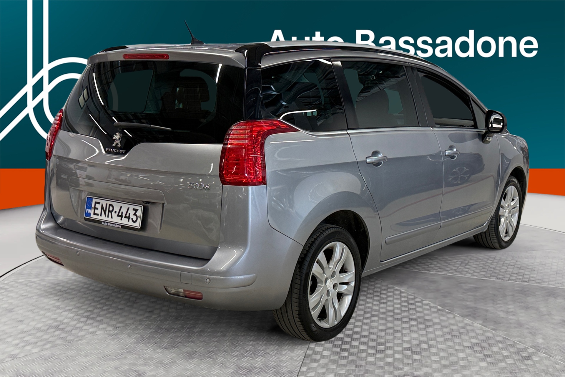 Peugeot 5008 2015