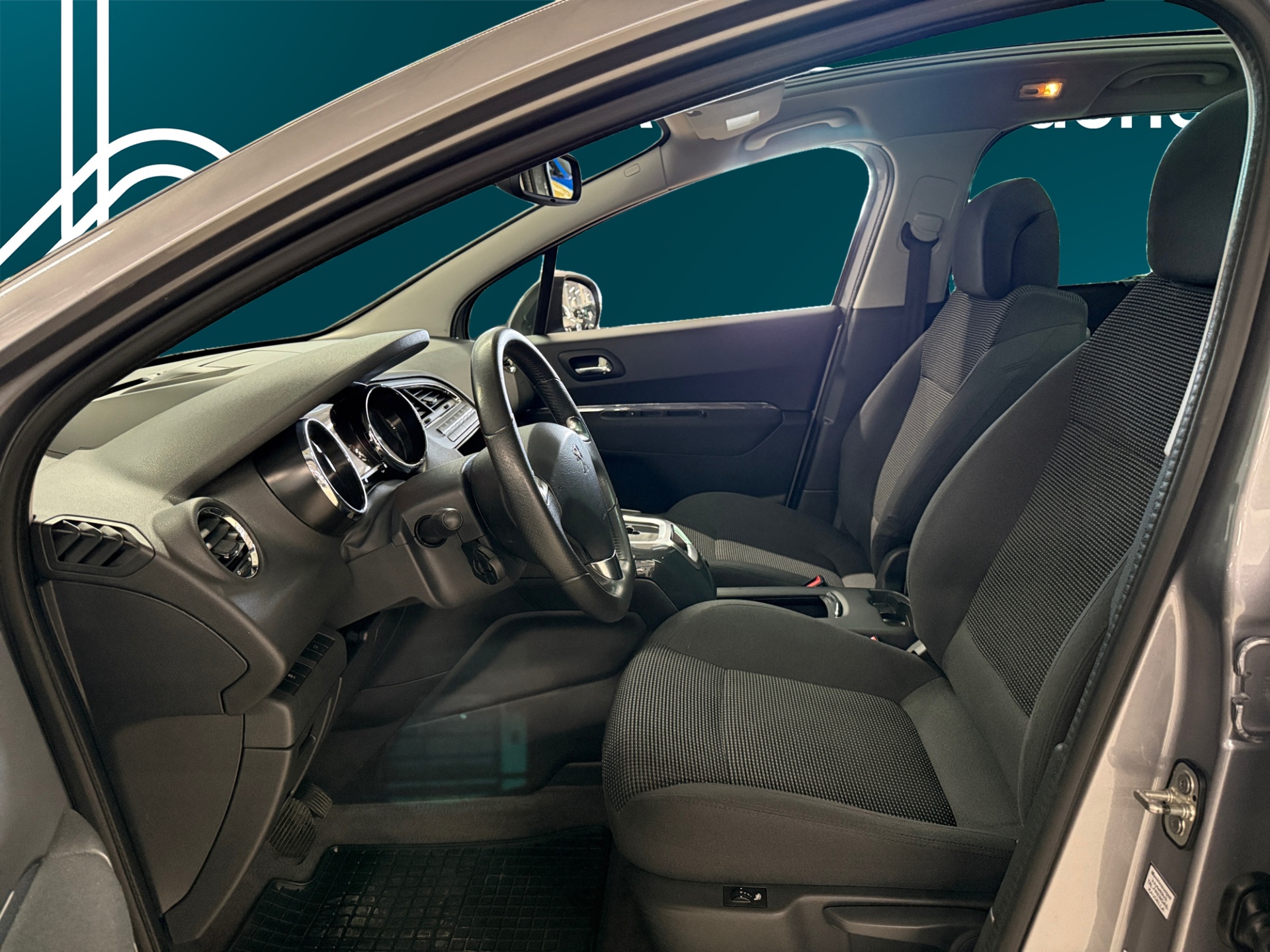 Peugeot 5008 2015