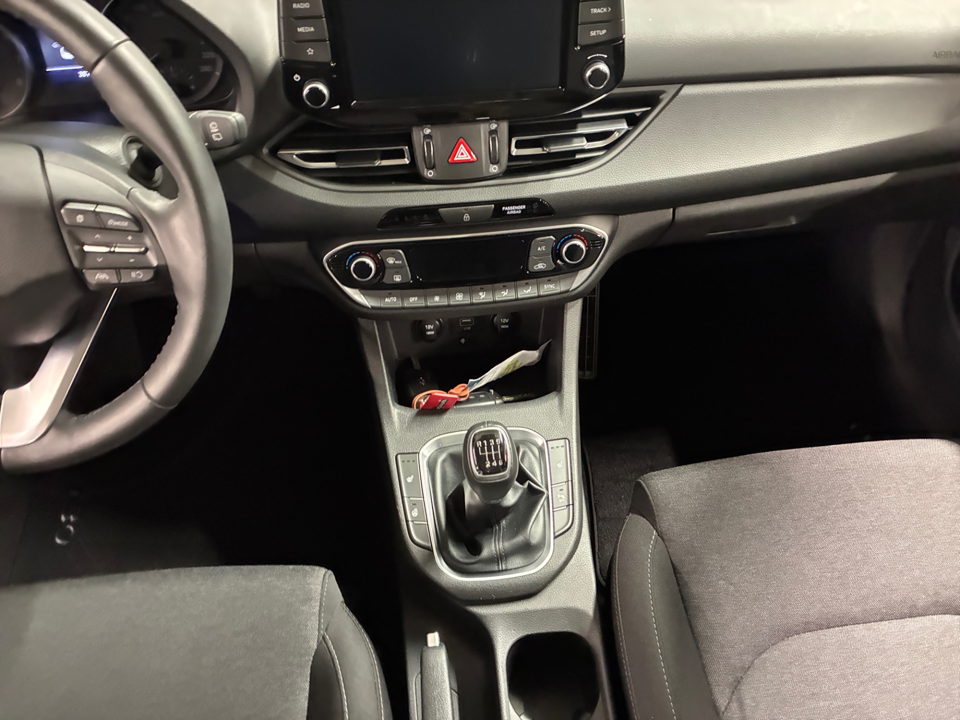 HYUNDAI i30 Hatchback 2023