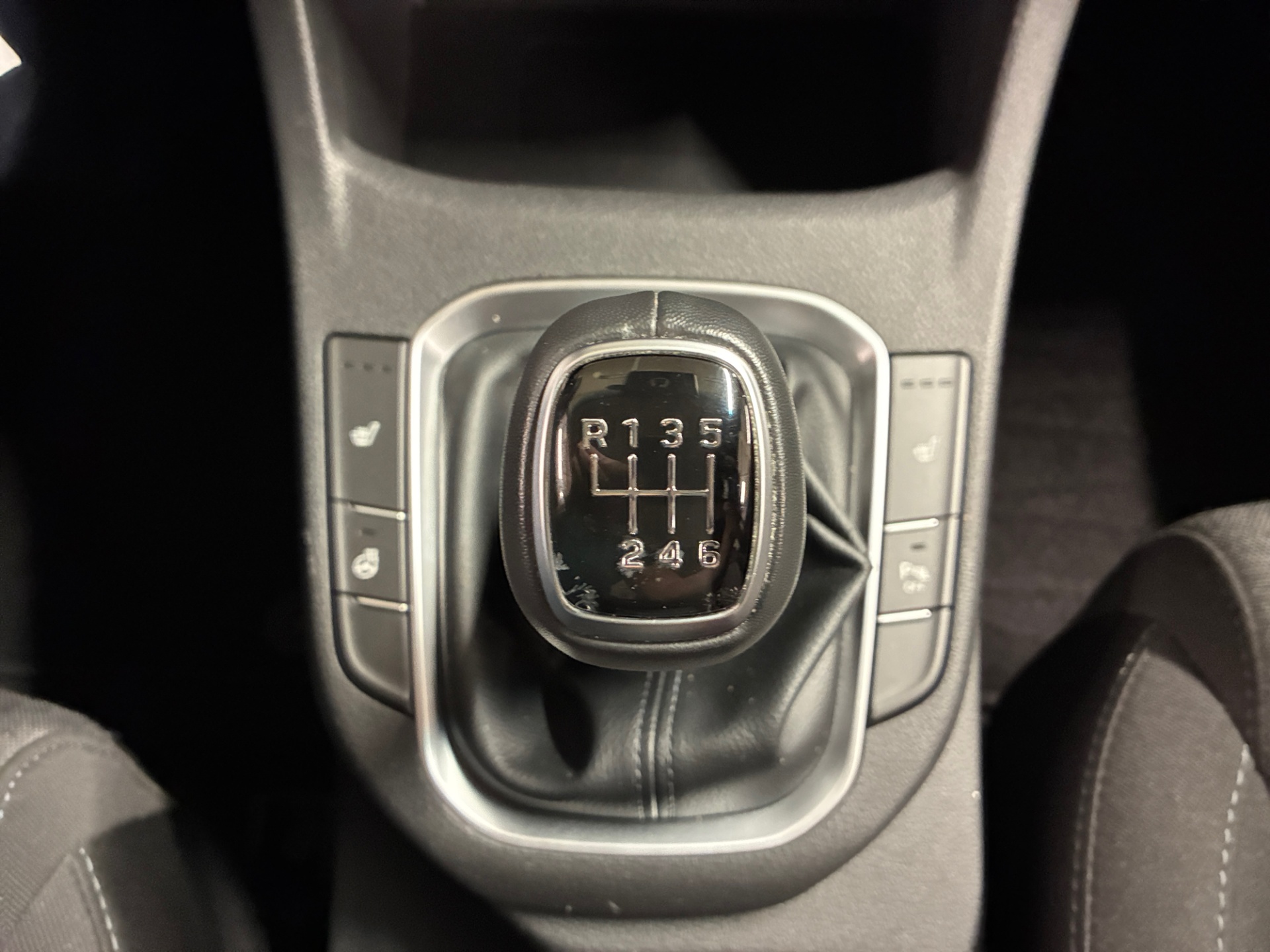 HYUNDAI i30 Hatchback 2023