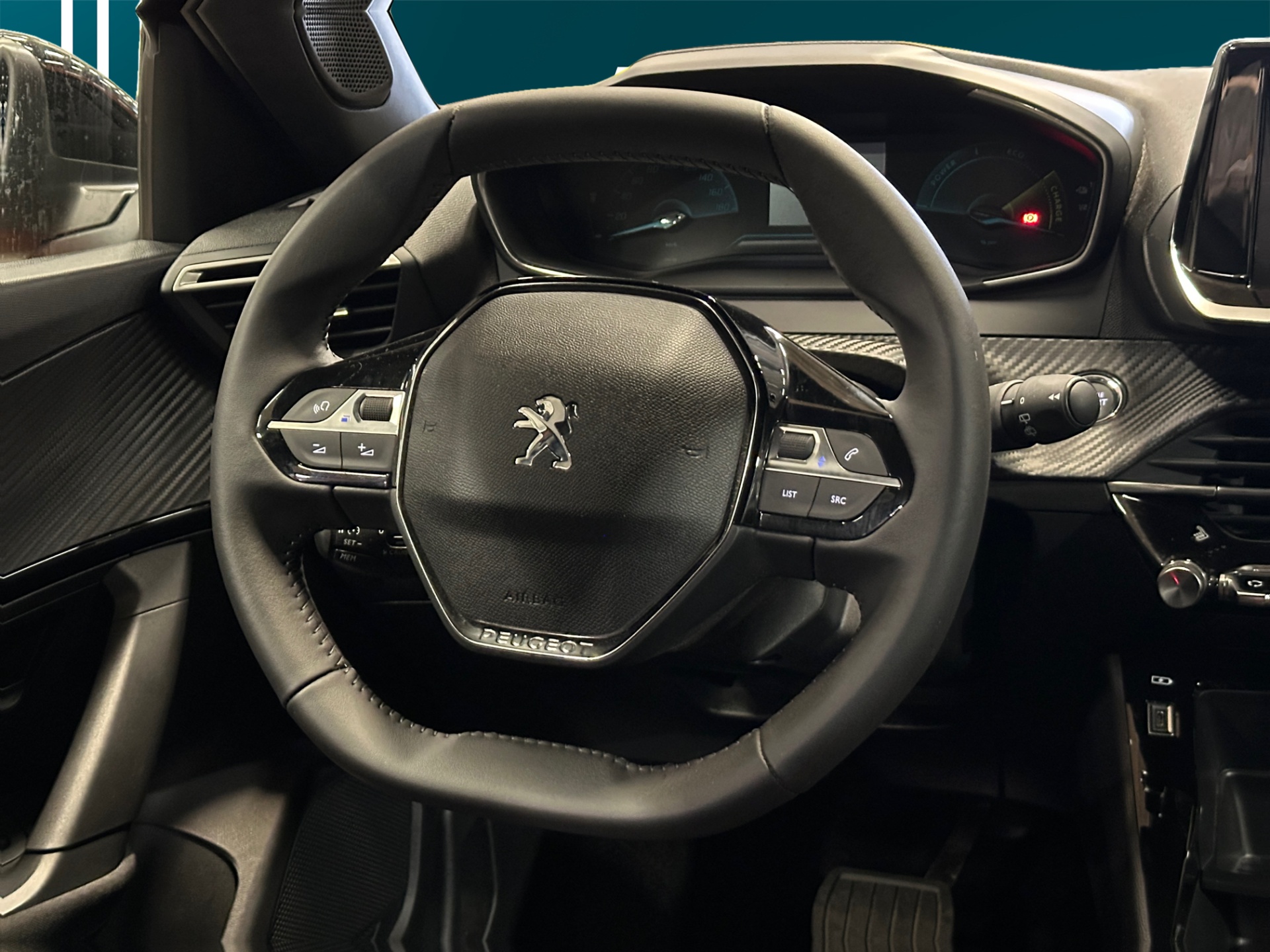 Peugeot e-2008 2023