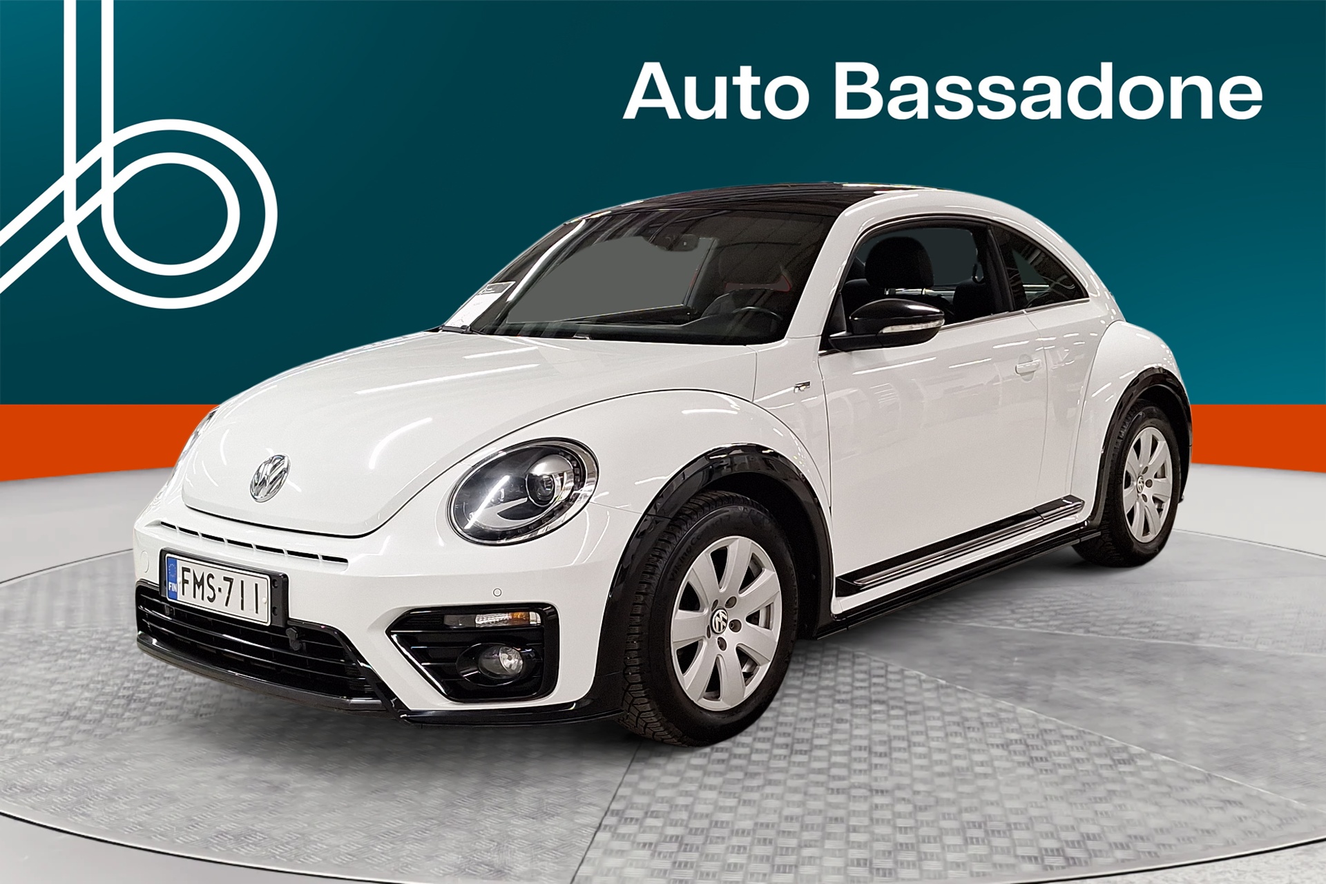VOLKSWAGEN Beetle 2017