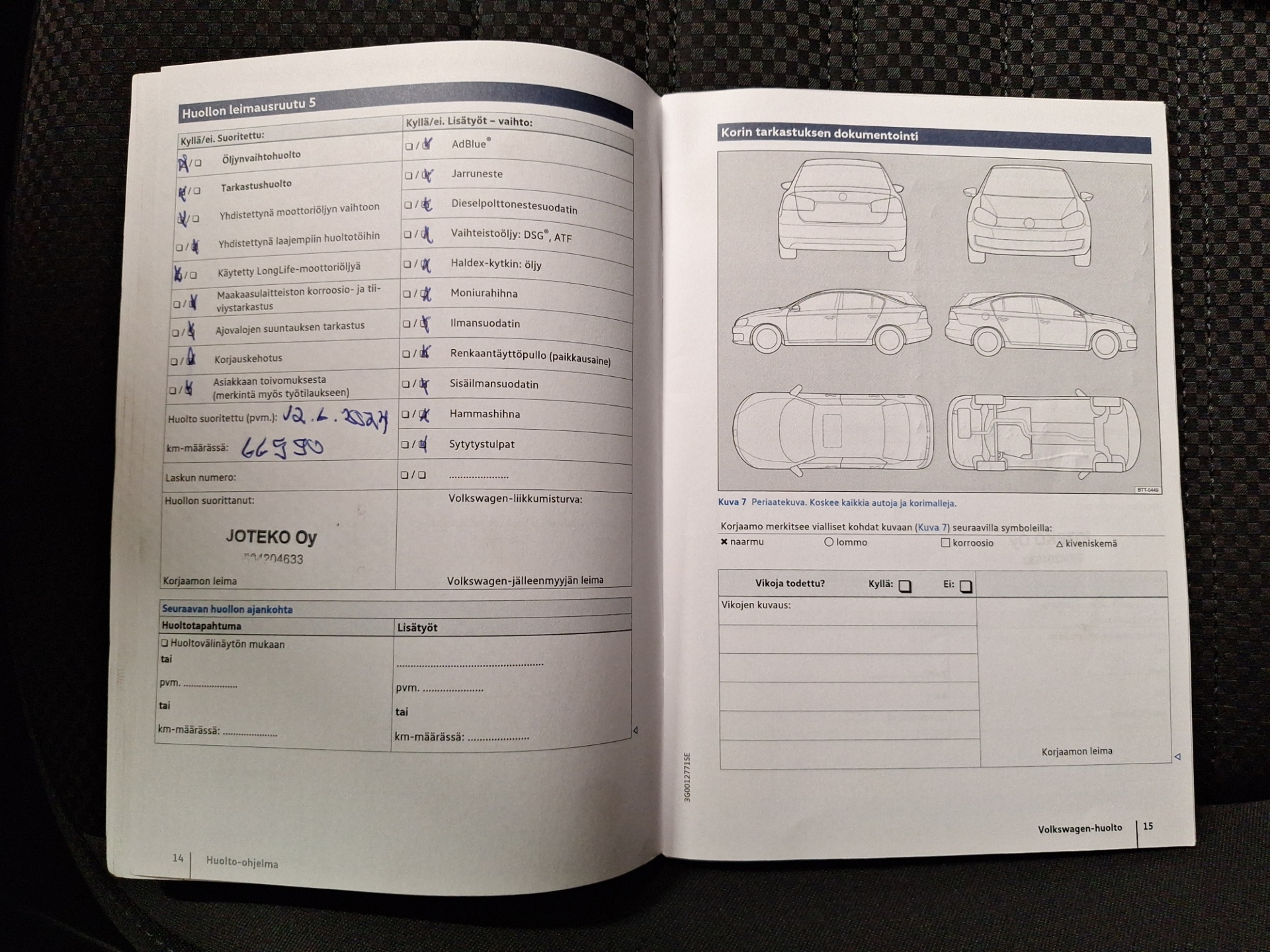 VOLKSWAGEN Beetle 2017