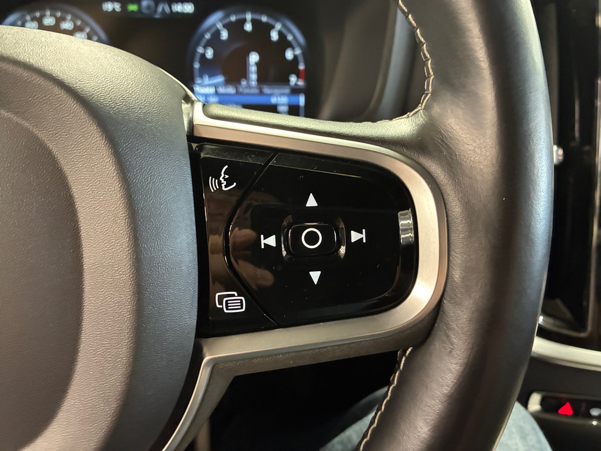 VOLVO S60 2020