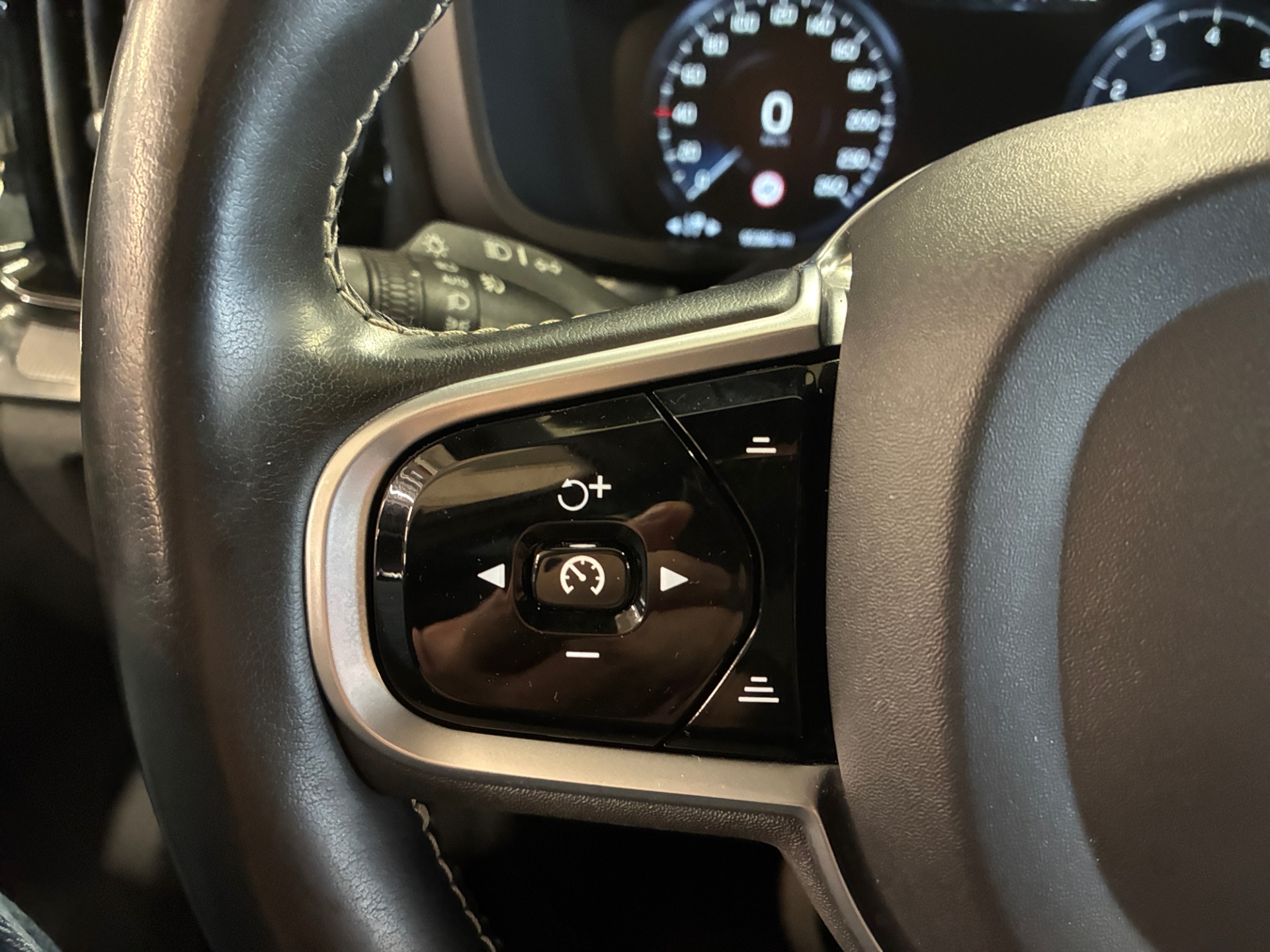 VOLVO S60 2020