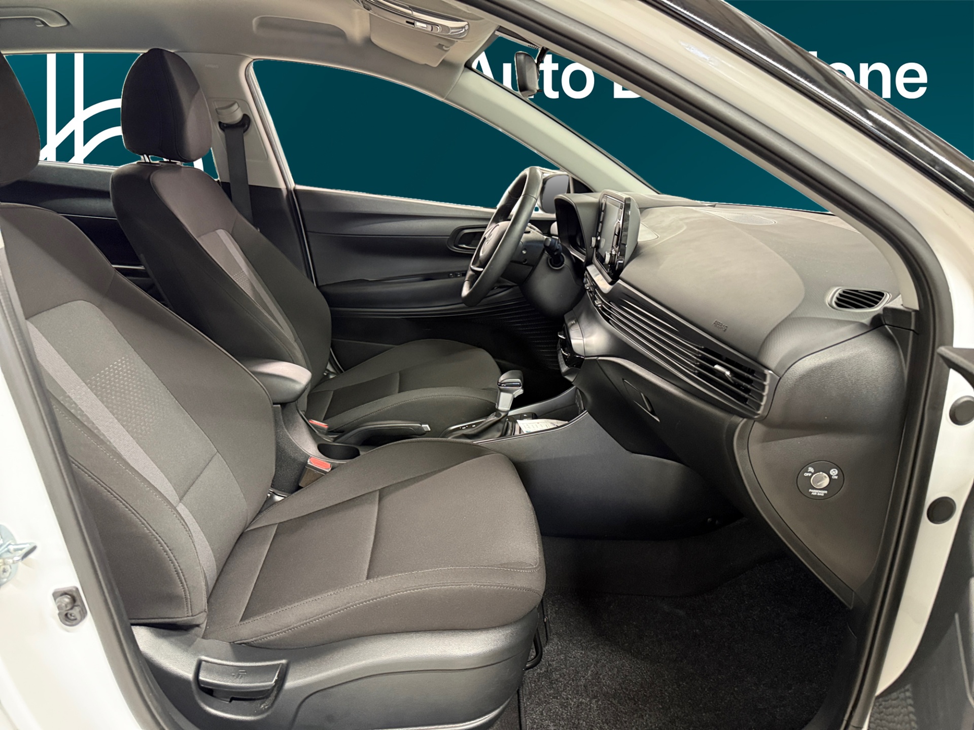 HYUNDAI i20 Hatchback 2023