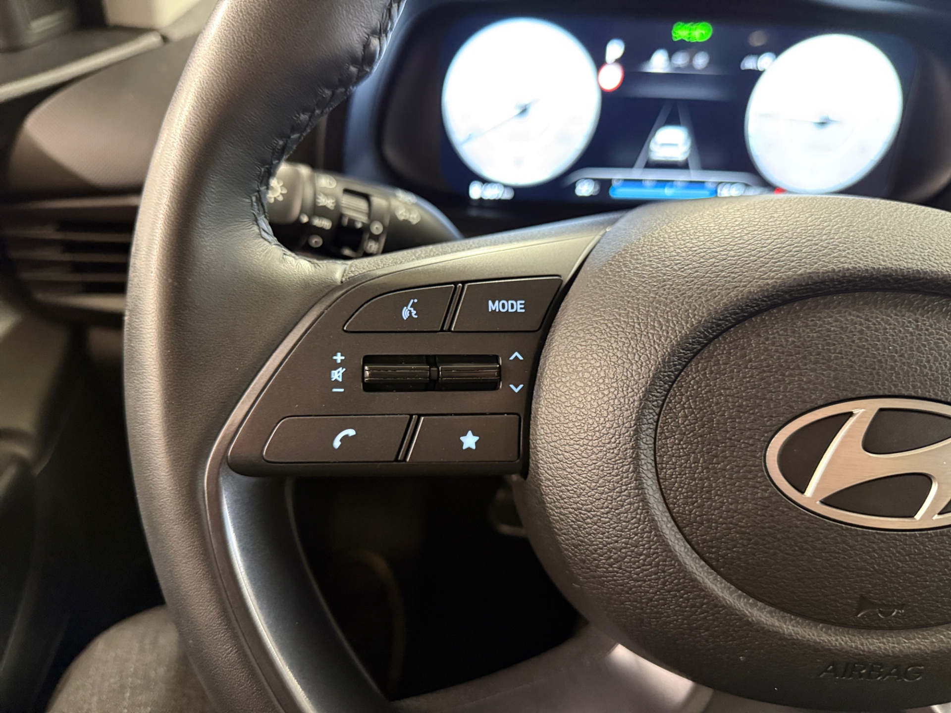 HYUNDAI i20 Hatchback 2023