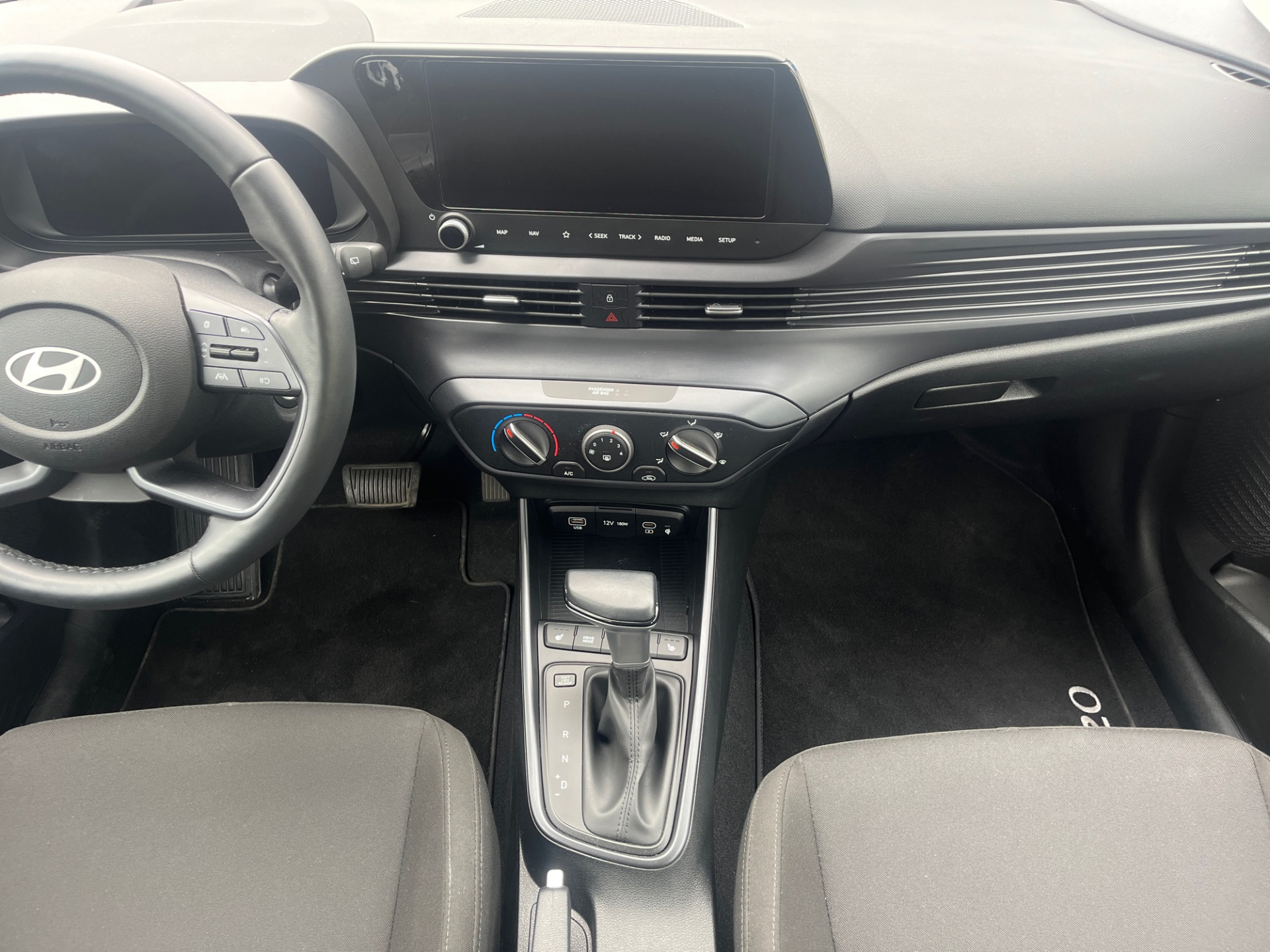 HYUNDAI i20 Hatchback 2025