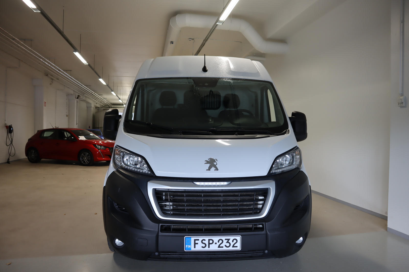PEUGEOT Boxer 2023