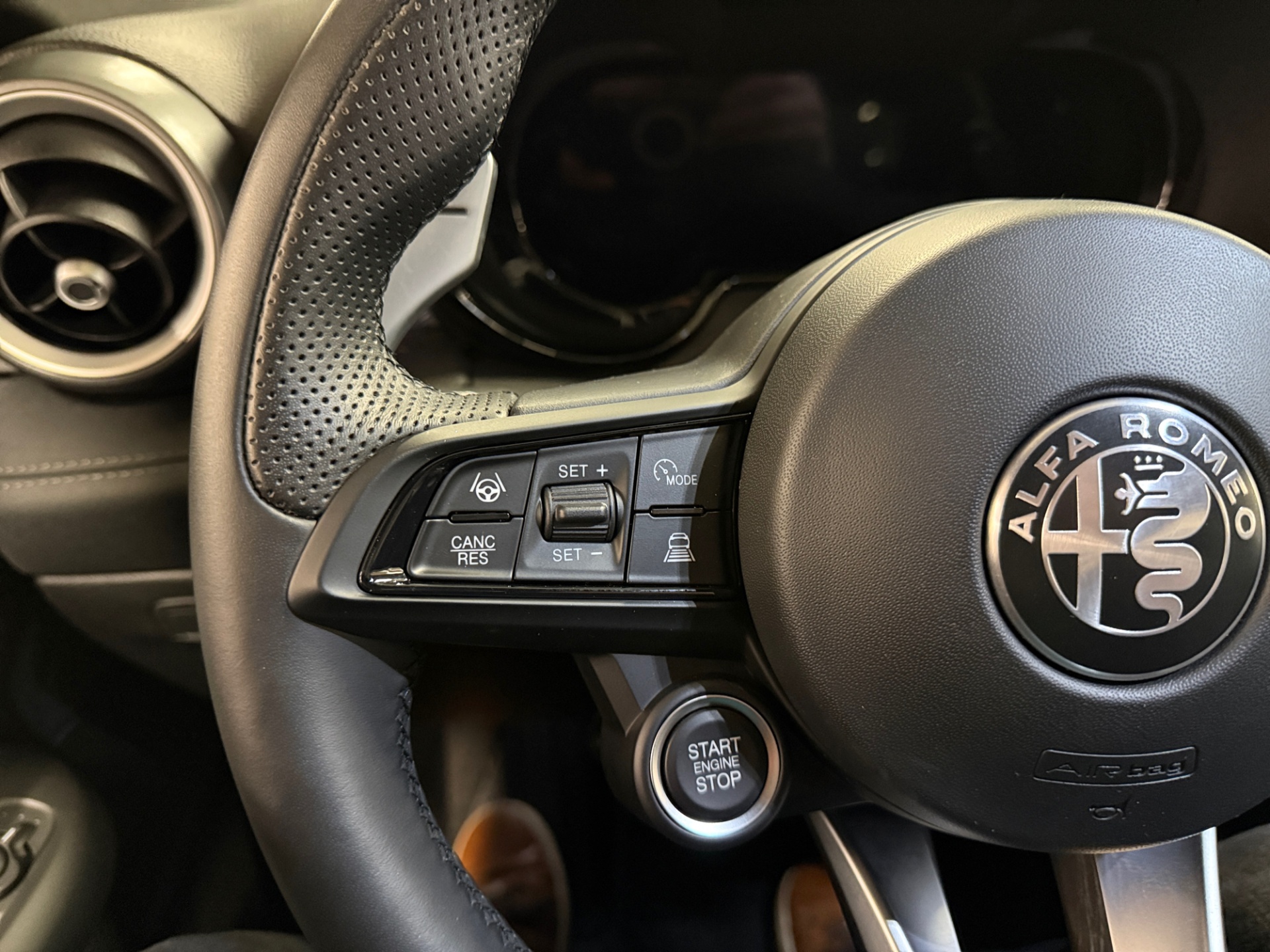 ALFA ROMEO Tonale 2024