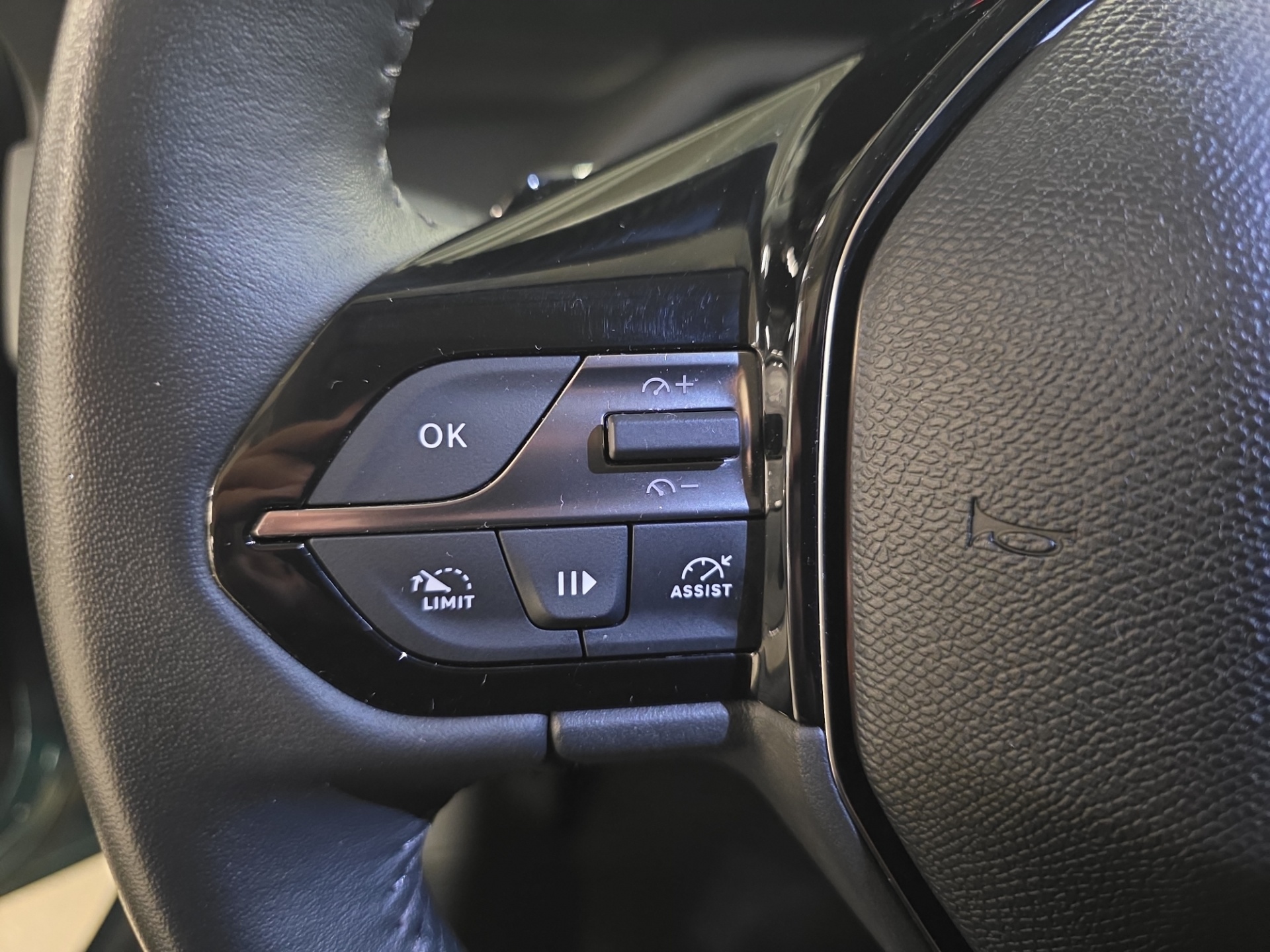 PEUGEOT 308 2022