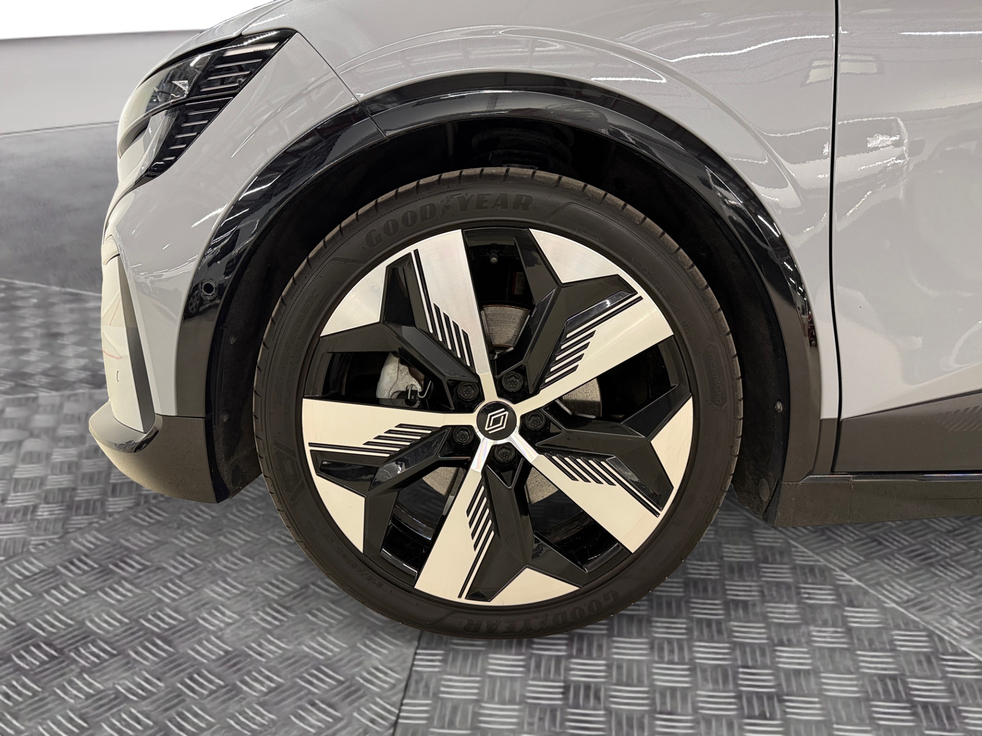 RENAULT Megane 2023