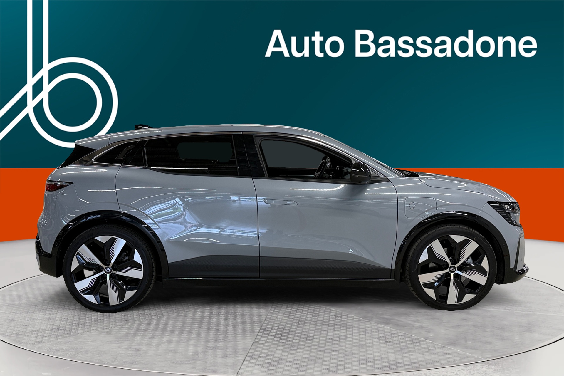 RENAULT Megane 2023