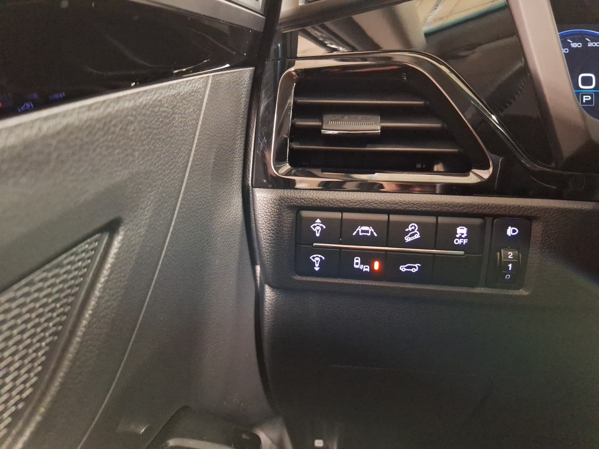 SSANGYONG Korando 2024