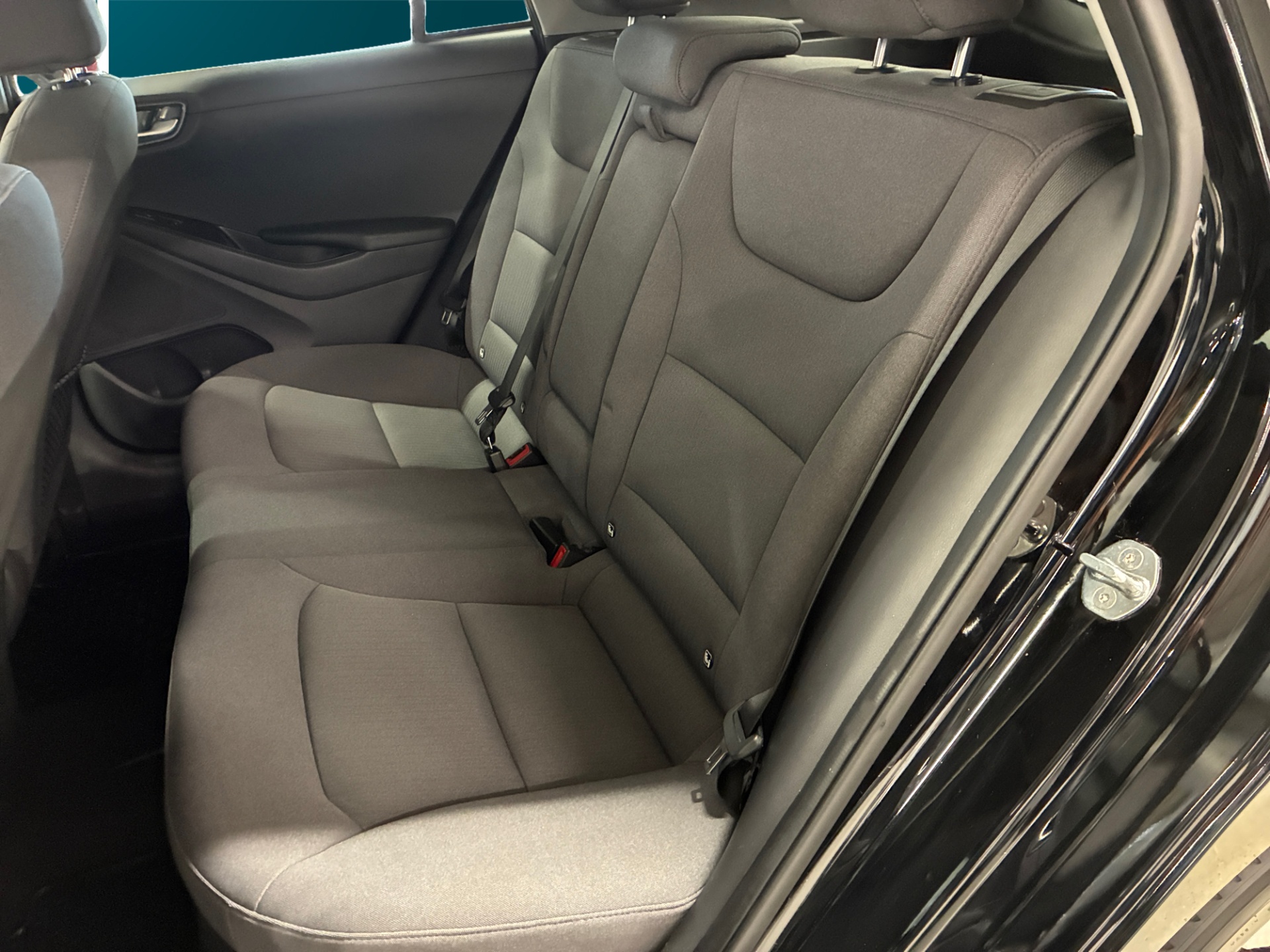 Hyundai IONIQ hybrid 2020