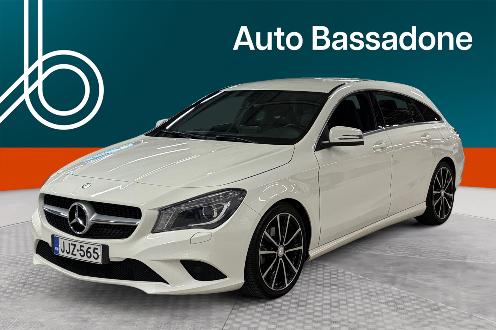 MERCEDES-BENZ CLA 2016