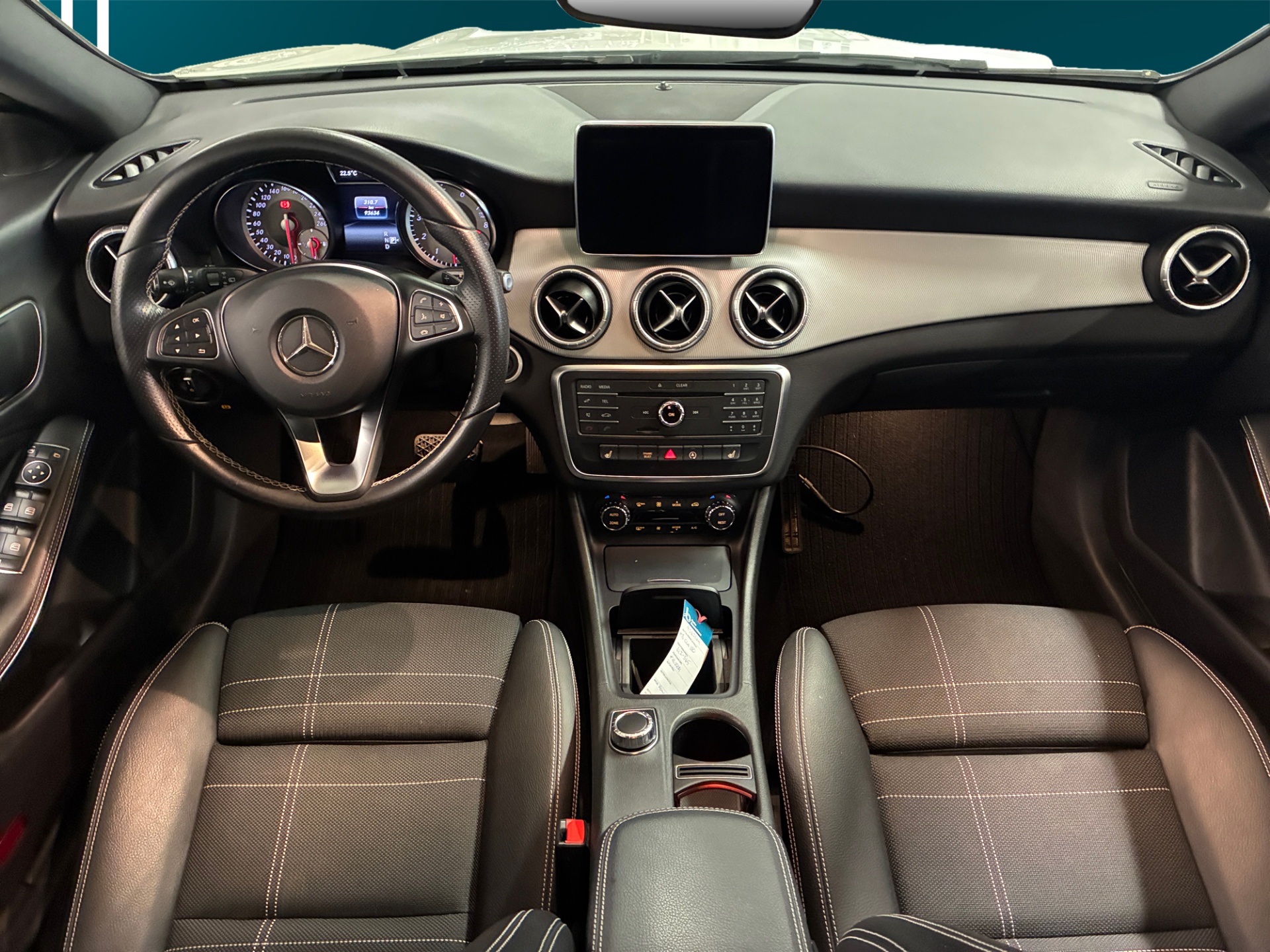 MERCEDES-BENZ CLA 2016