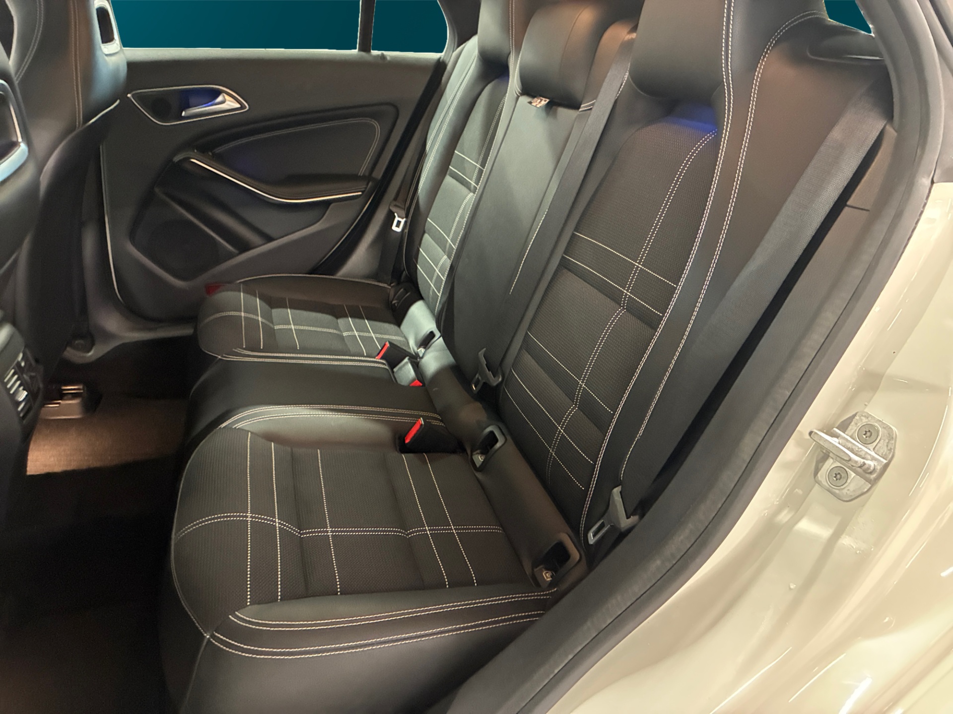 MERCEDES-BENZ CLA 2016
