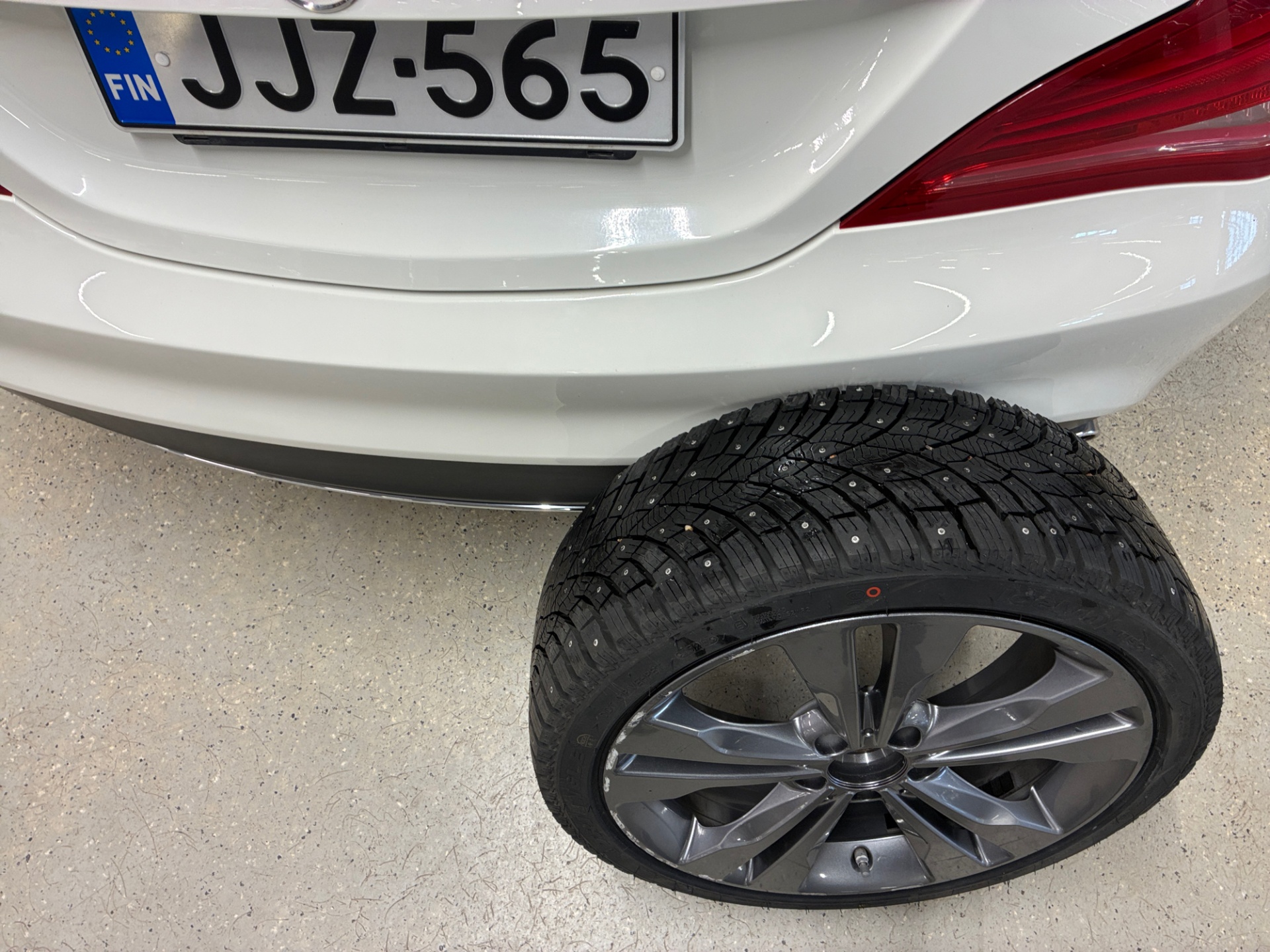 MERCEDES-BENZ CLA 2016