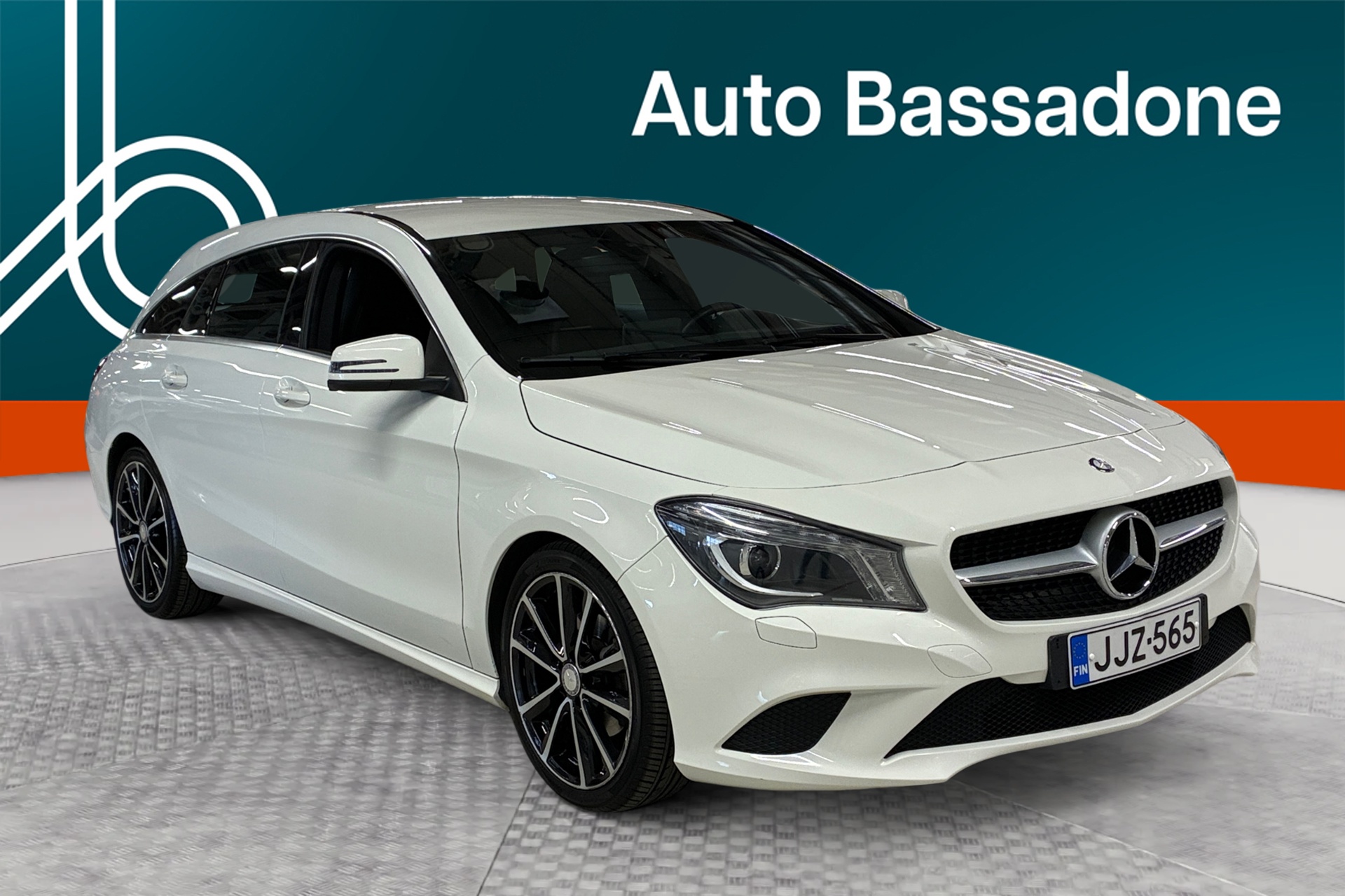 MERCEDES-BENZ CLA 2016