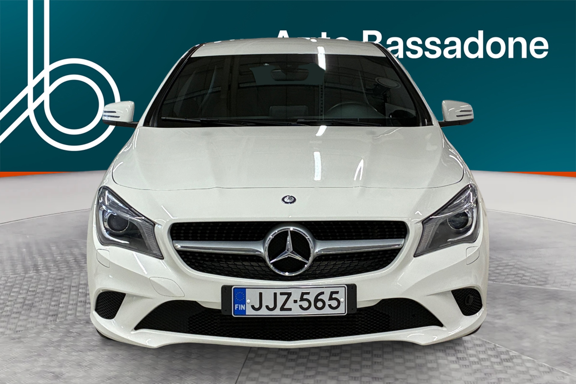 MERCEDES-BENZ CLA 2016