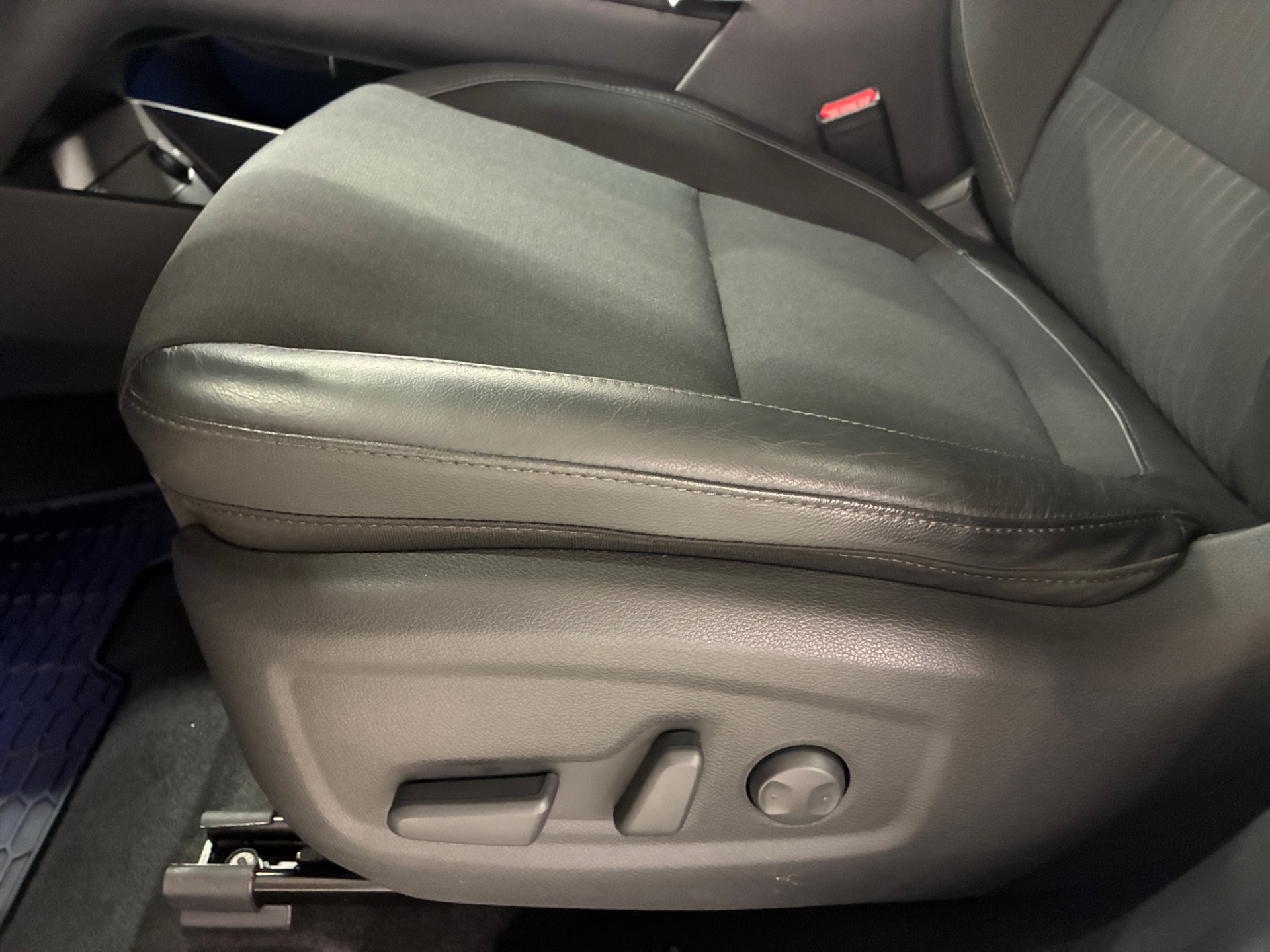 HYUNDAI KONA 2021