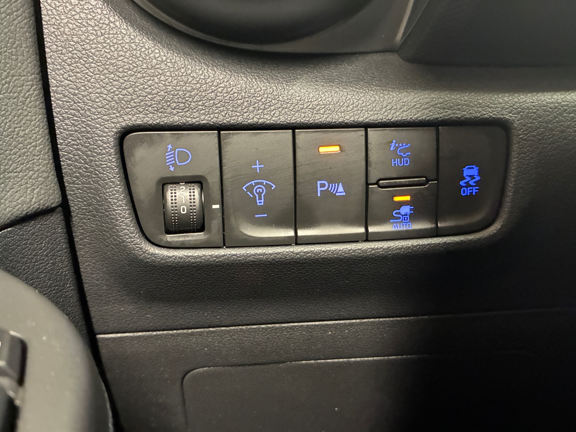 HYUNDAI KONA 2021