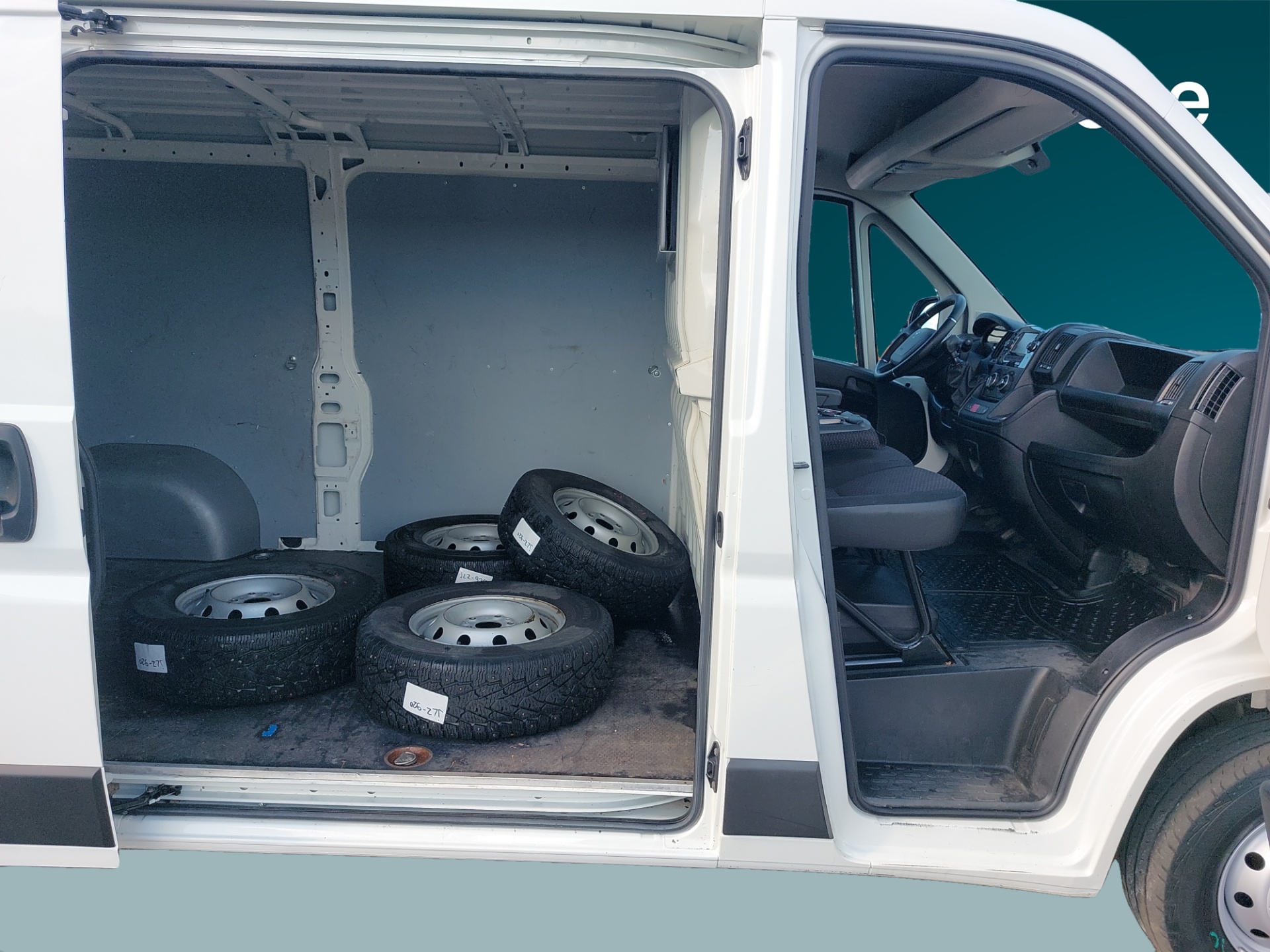 PEUGEOT Boxer 2021