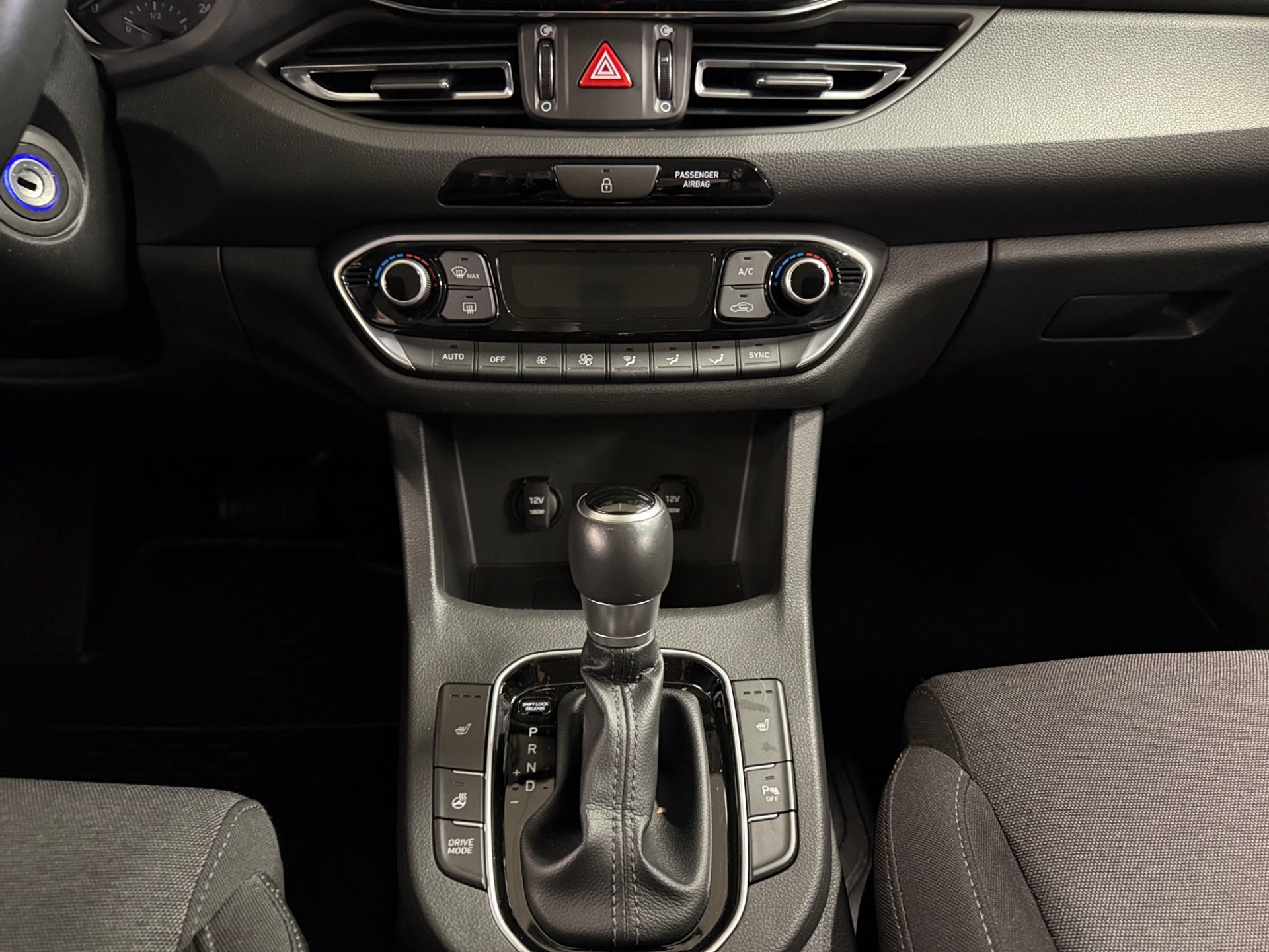 HYUNDAI i30 Hatchback 2022