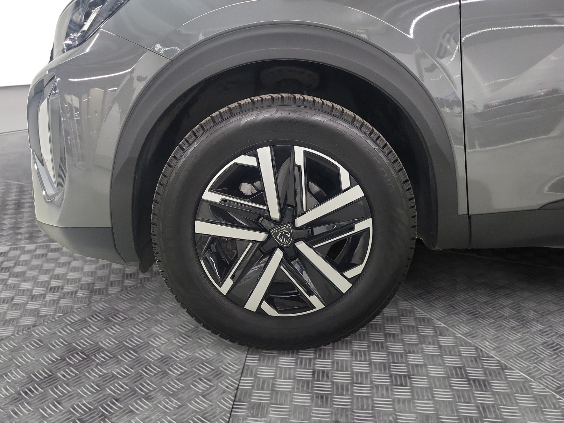 PEUGEOT 2008 2024