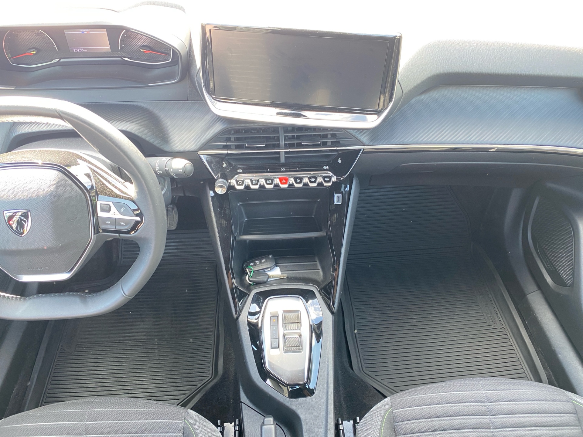 PEUGEOT 2008 2024